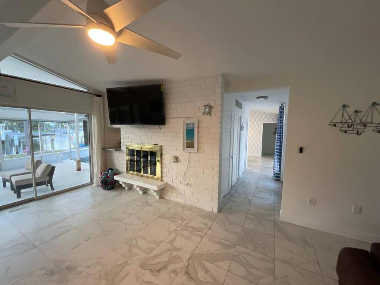 Getaway - Close To The Airport And Downtown Holiday home *