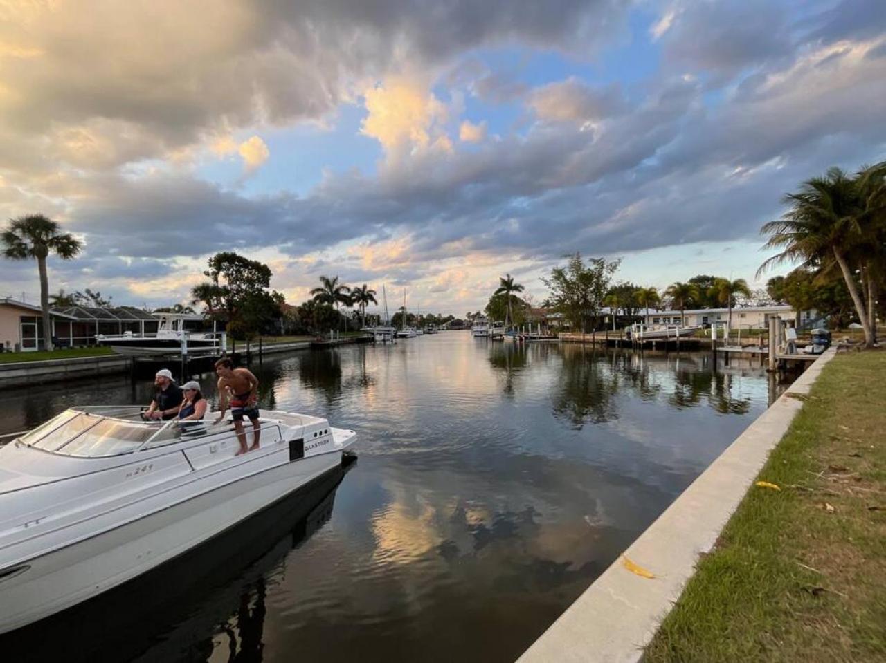Getaway - Close To The Airport And Downtown * Punta Gorda