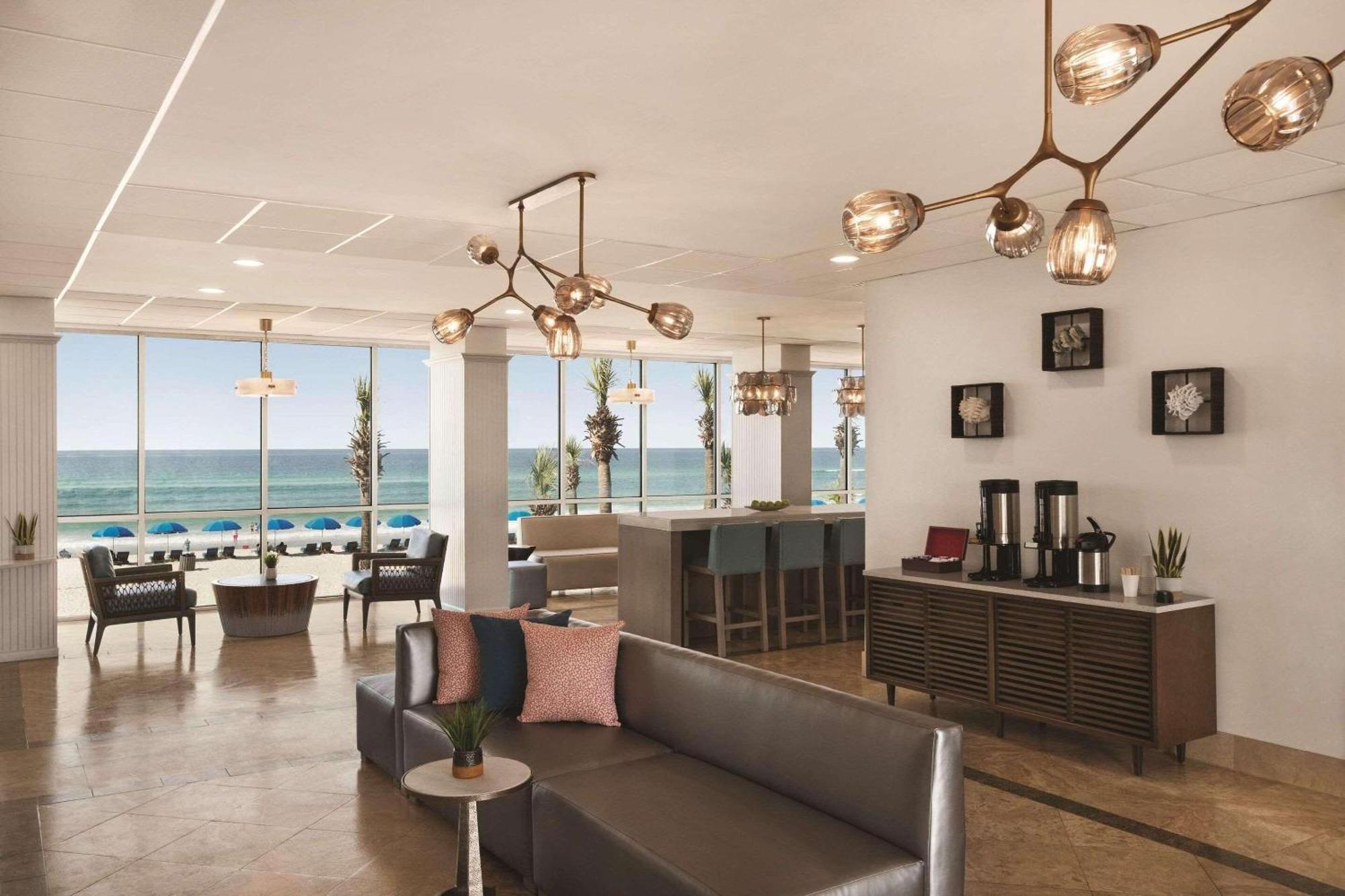 Radisson Beachfront - Panama Hotel 3*