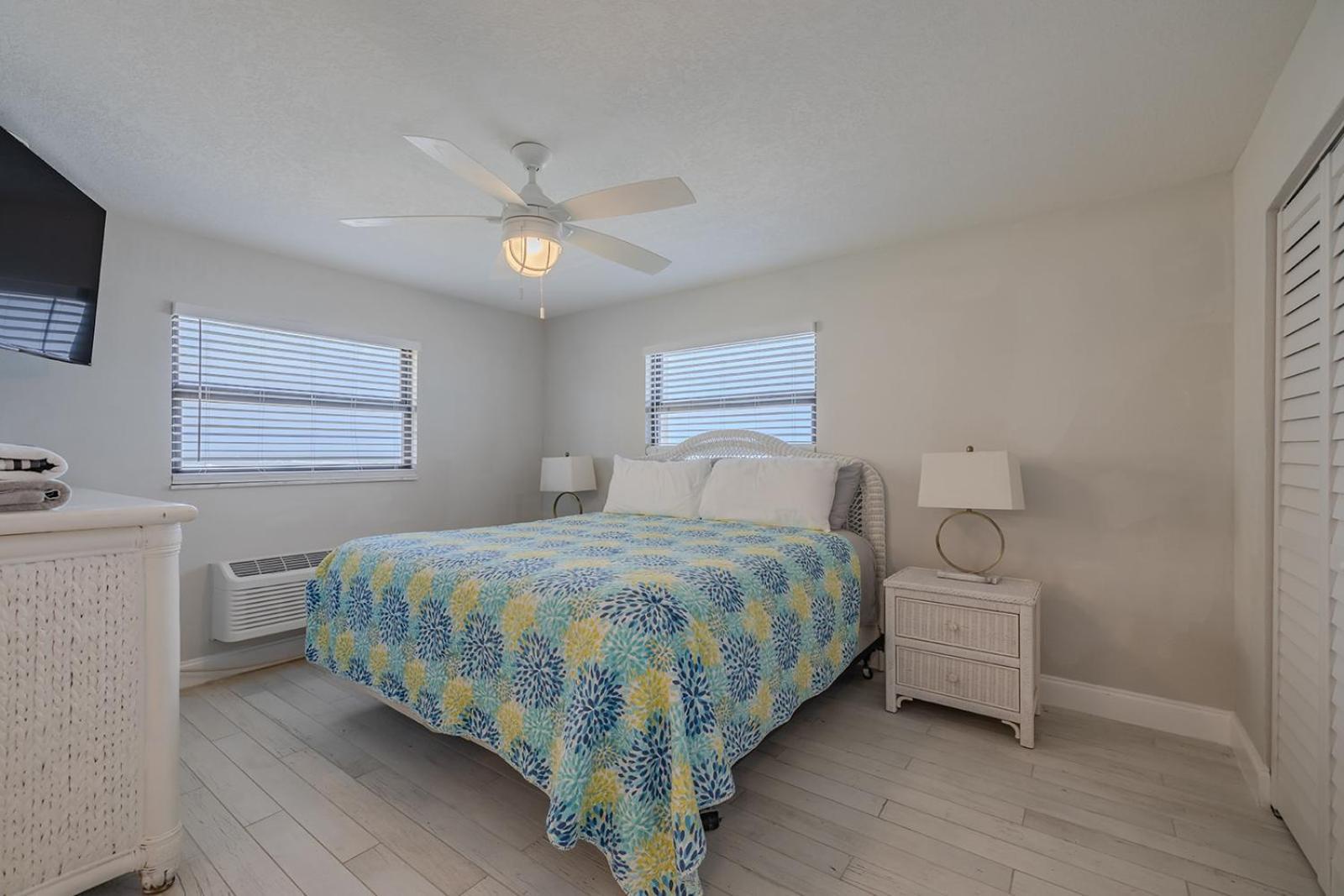 Coastal Waters Hotel 2*