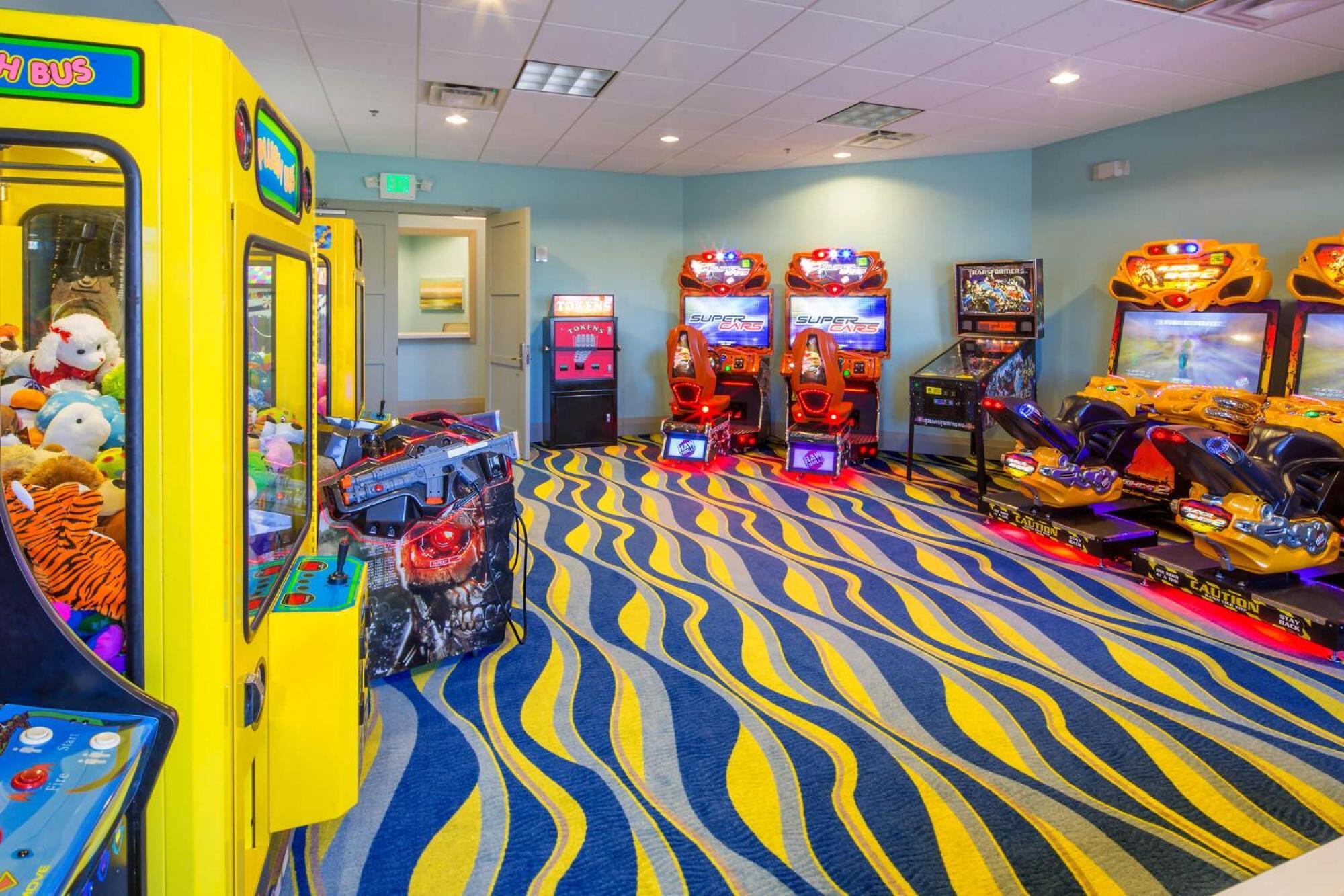 Embrace Magic At Our Luxe 6-br In Championsgate!