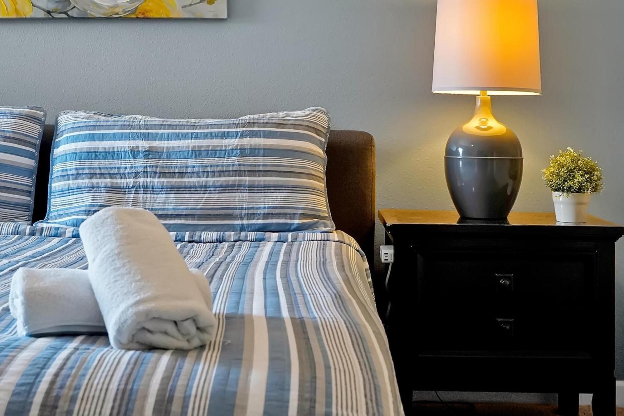 Embrace Magic At Our Luxe 6-br In Championsgate! Villa