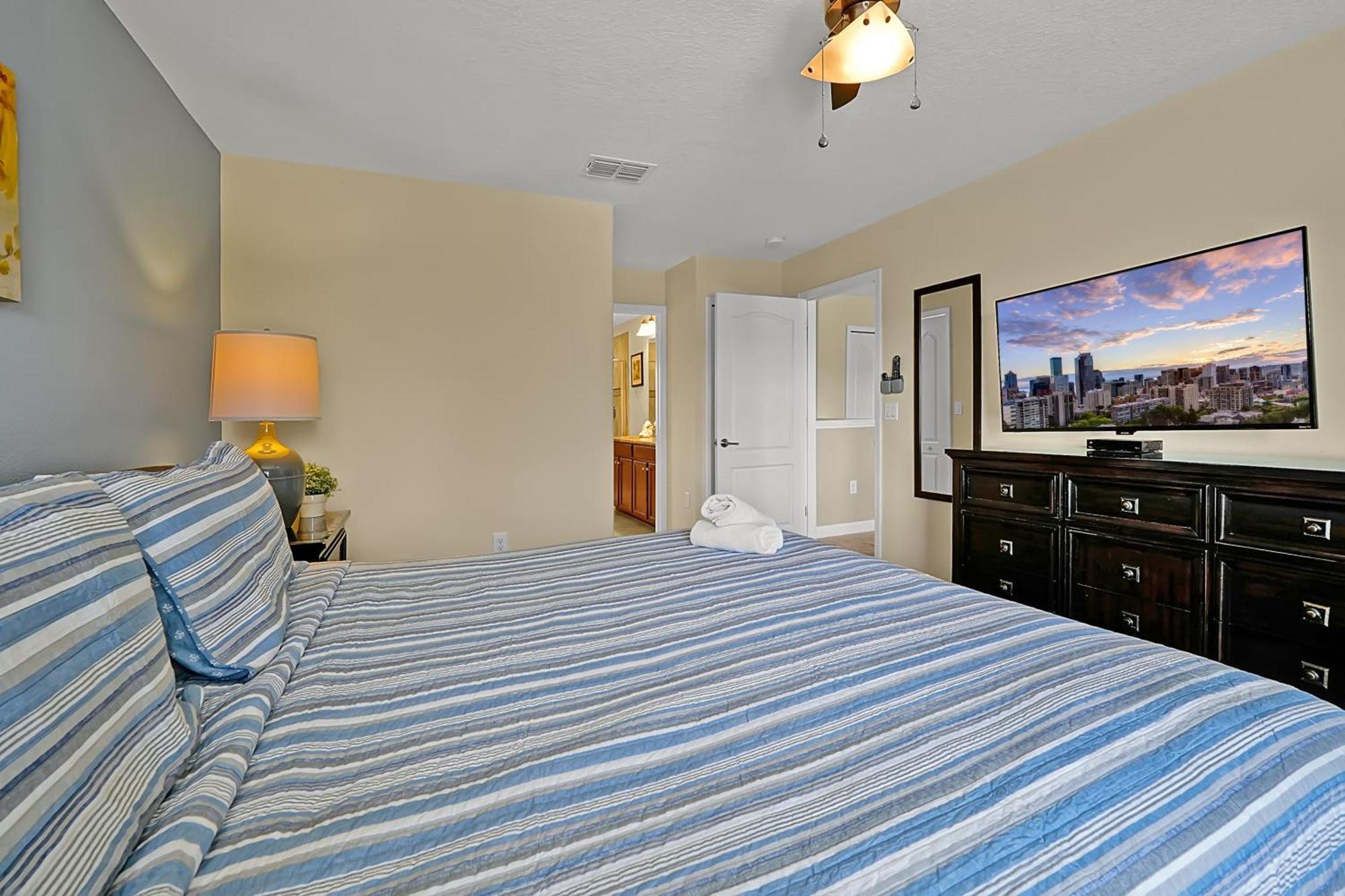 Villa Embrace Magic At Our Luxe 6-br In Championsgate! *
