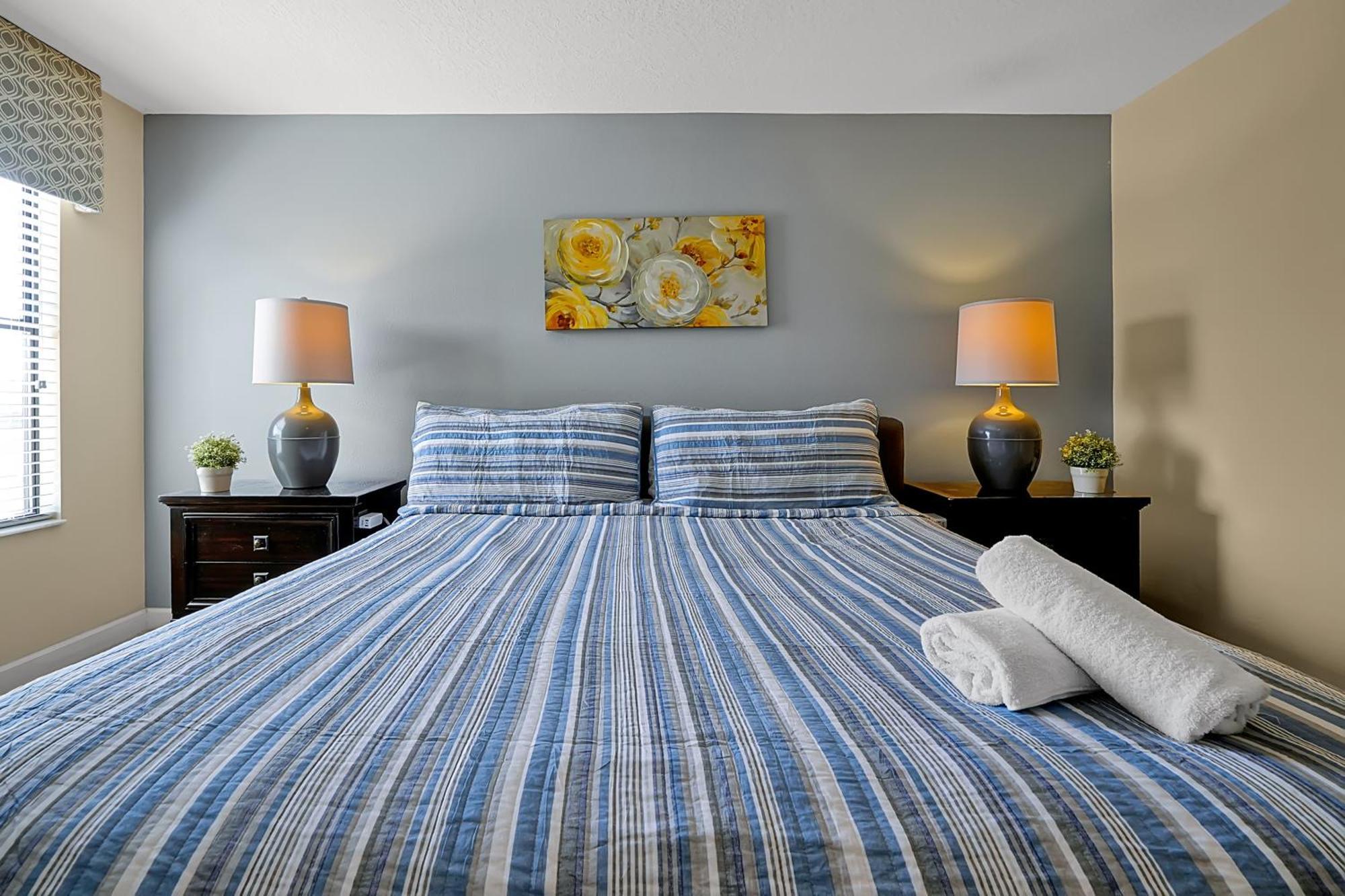 Embrace Magic At Our Luxe 6-br In Championsgate! Villa *
