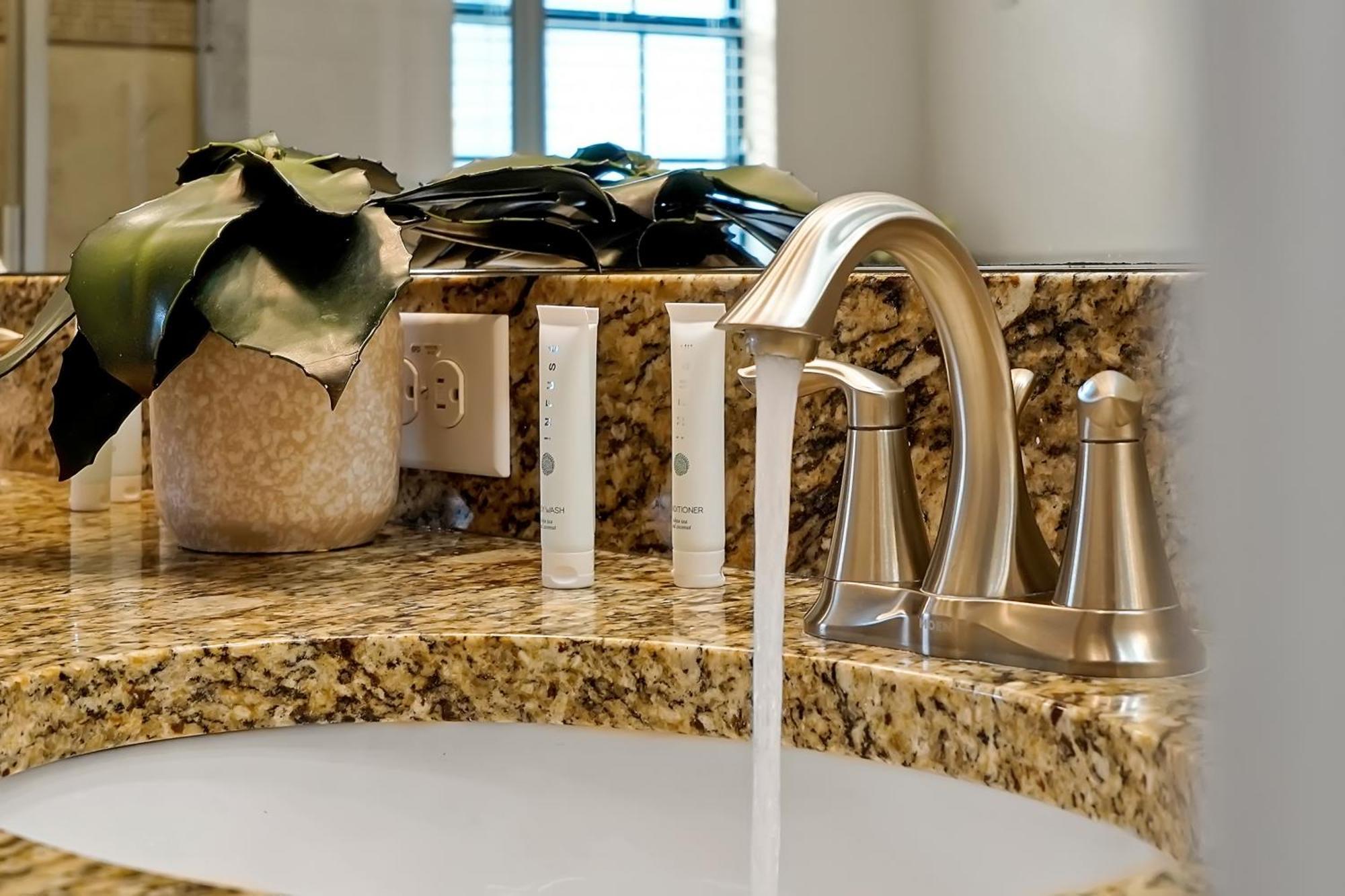 Embrace Magic At Our Luxe 6-br In Championsgate! * Davenport