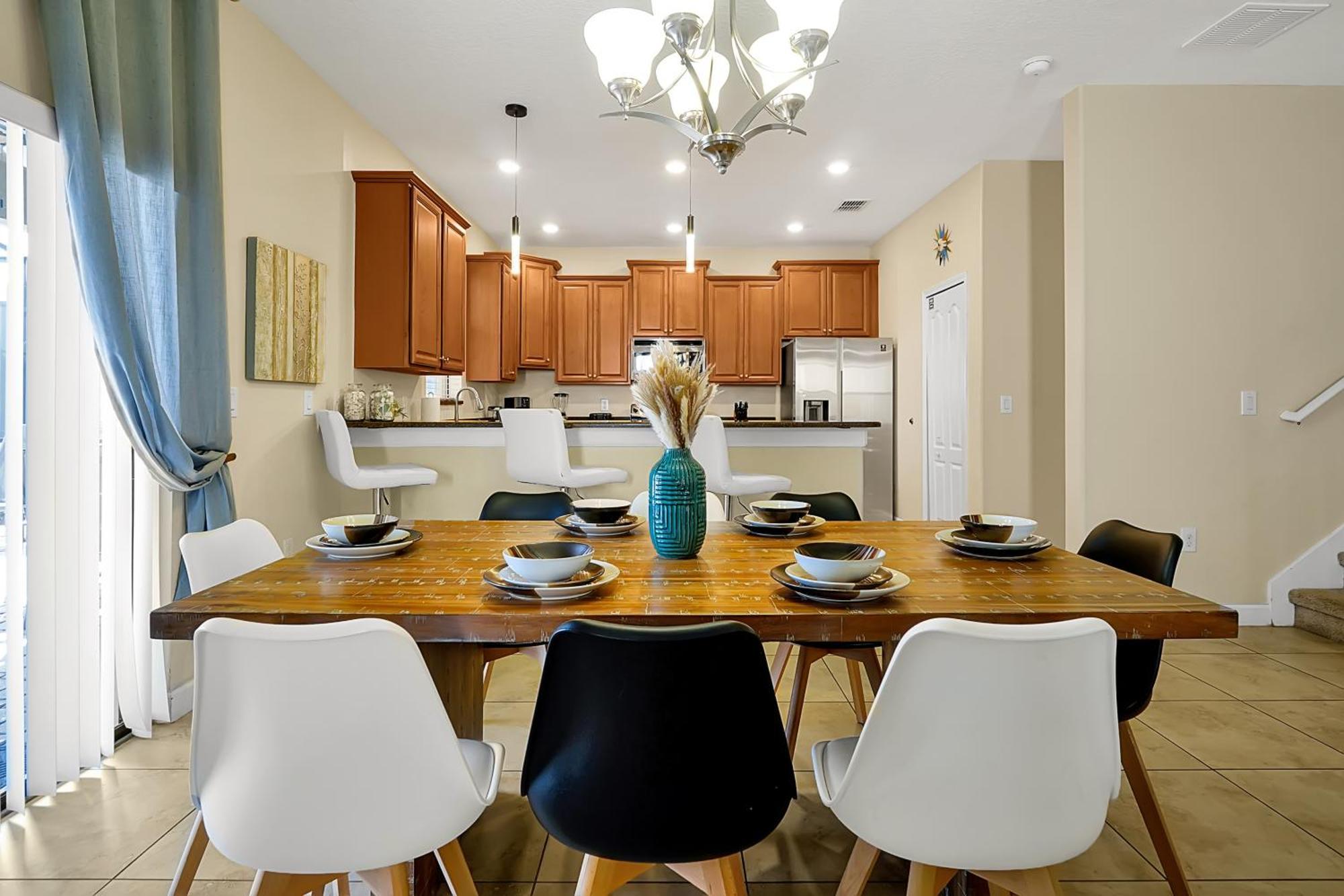 Embrace Magic At Our Luxe 6-br In Championsgate! *