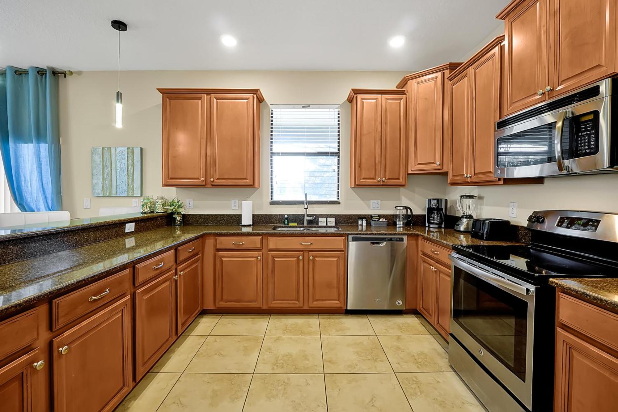 Embrace Magic At Our Luxe 6-br In Championsgate!