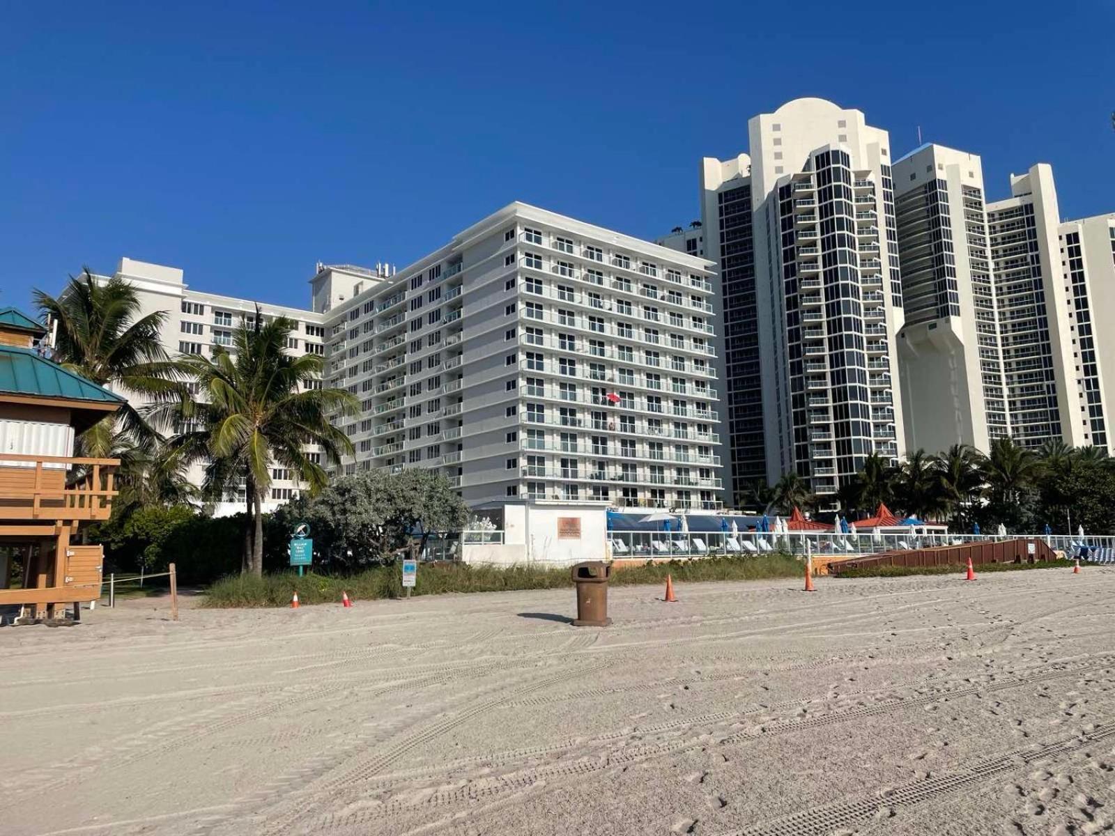 Aparthotel Escape Private Sunny Isles Beach
