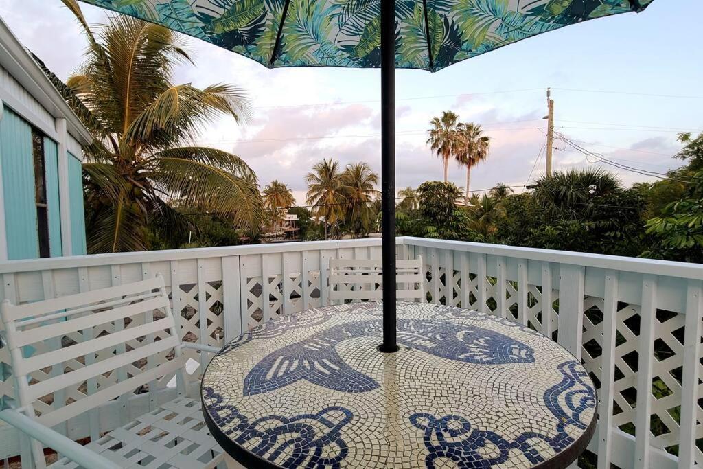 Tidemark - Private Swim Spa, Tiki, 200ft Of Waterfront Dockage *
