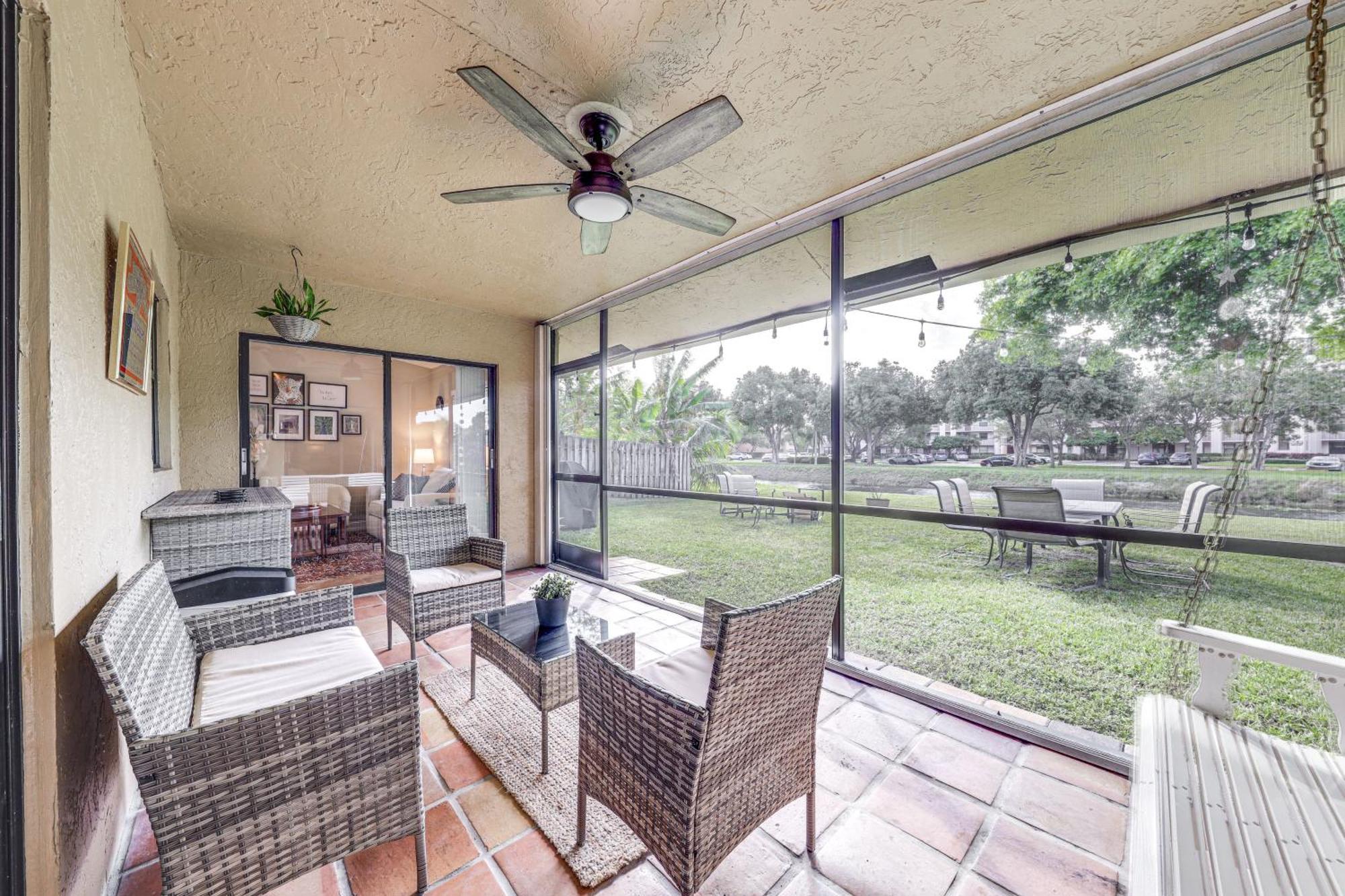 Riverfront Backyard And Grill Family *