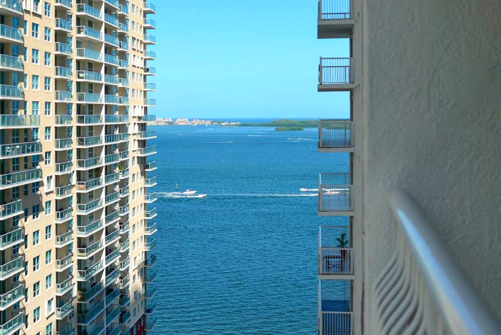 Apartment Fascinating Stylish At Brickell Miami