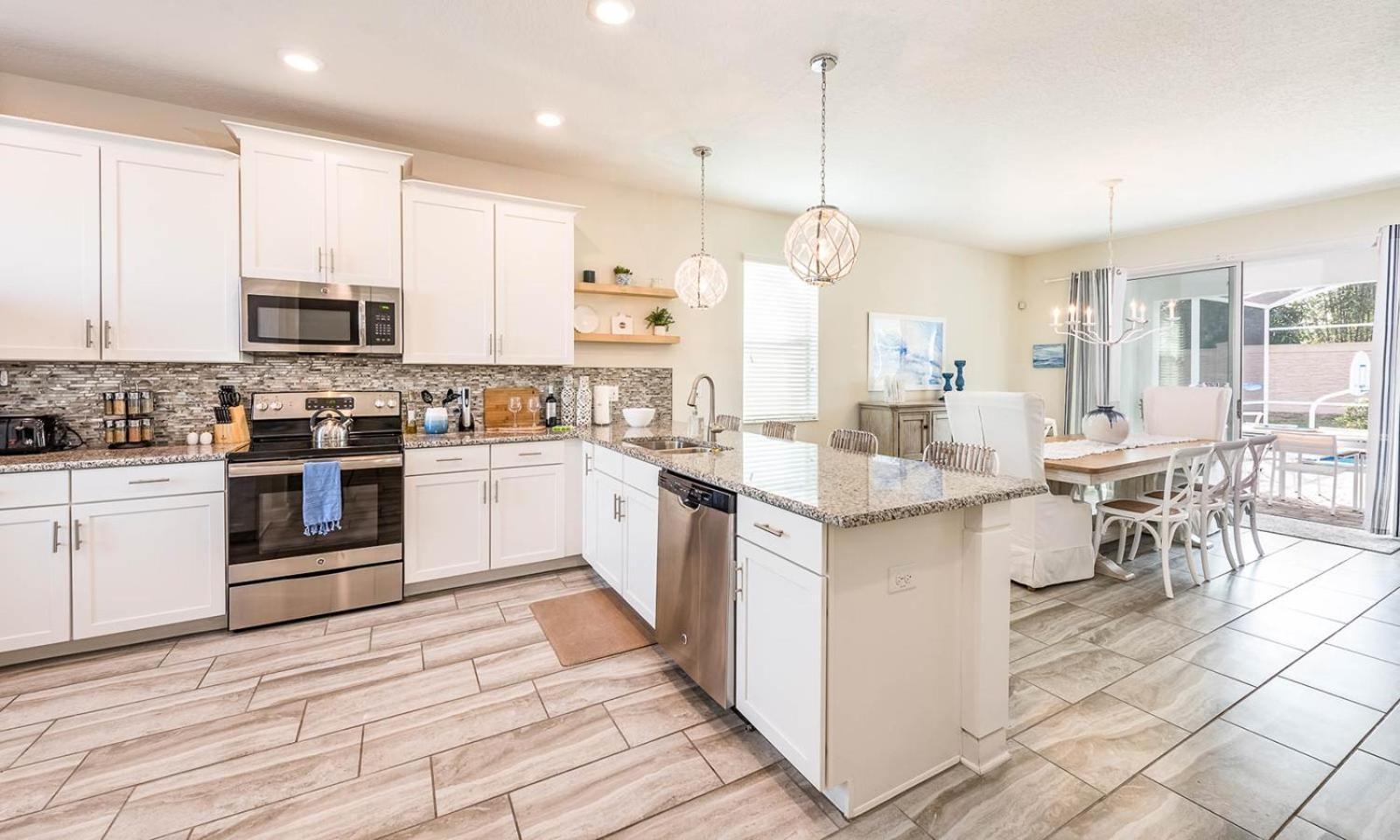 Relaxing Spacious 5br Family Pool With Game Room-1544 *