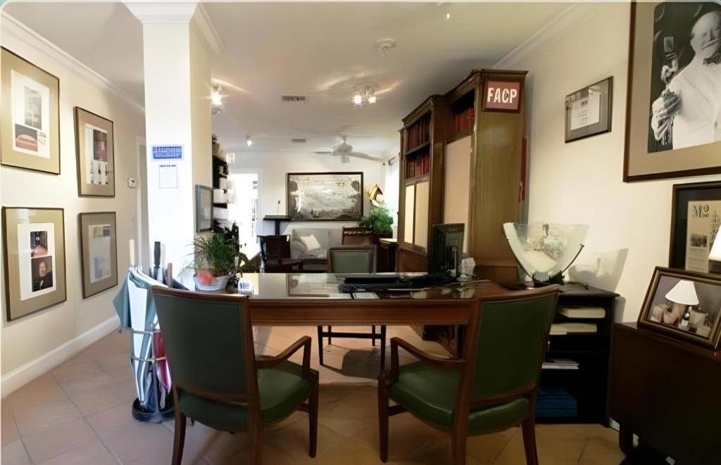 The Caribbean Court Boutique Hotel