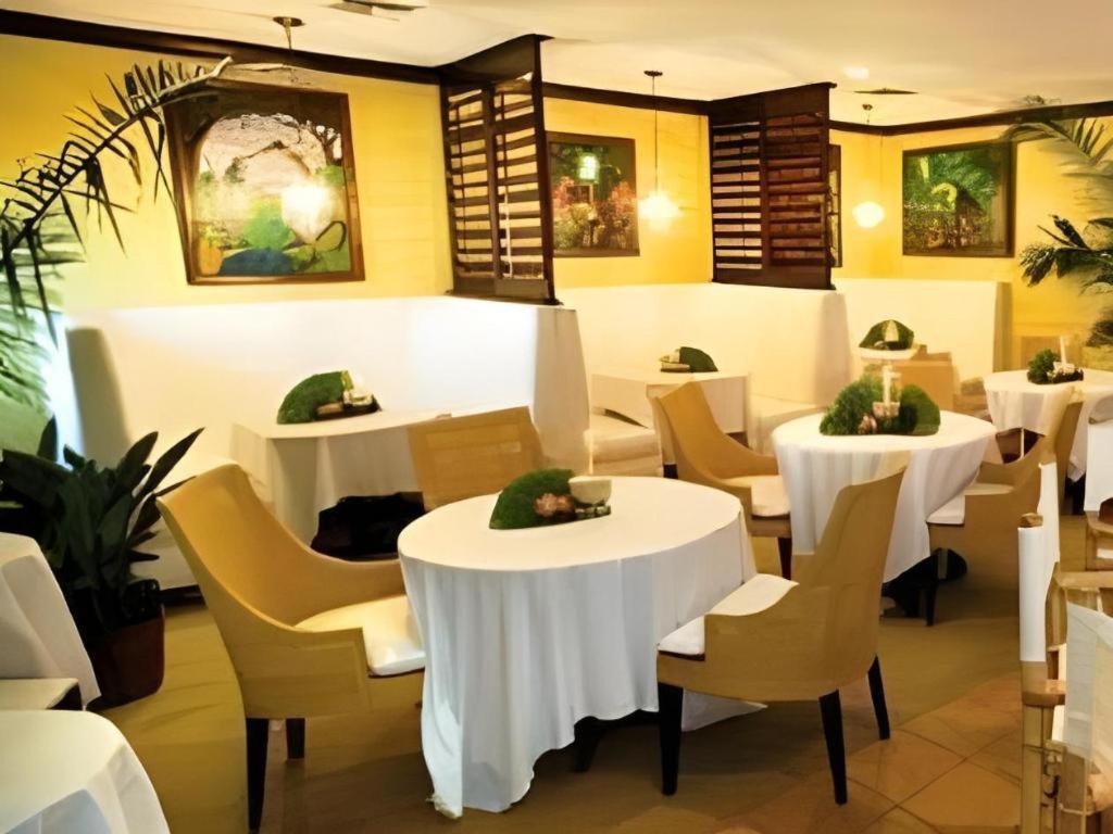 The Caribbean Court Boutique 3*