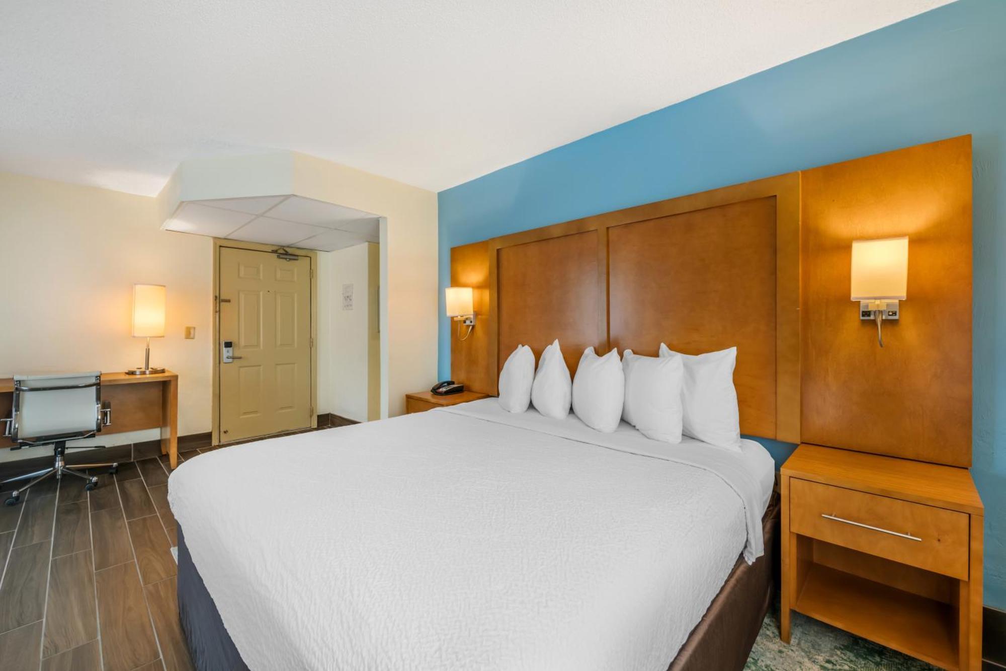 Tropical Winds Hotel Daytona Beach