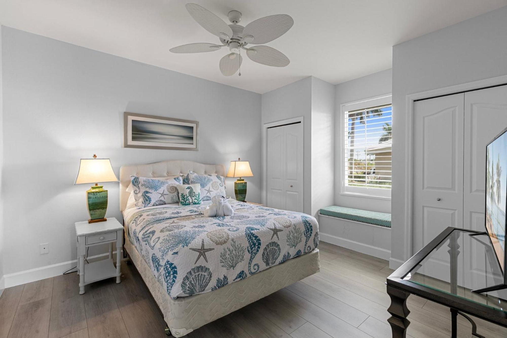 Holiday home New 2024 Renovation! Gorgeous Island Oasis With Sw Exposure On *