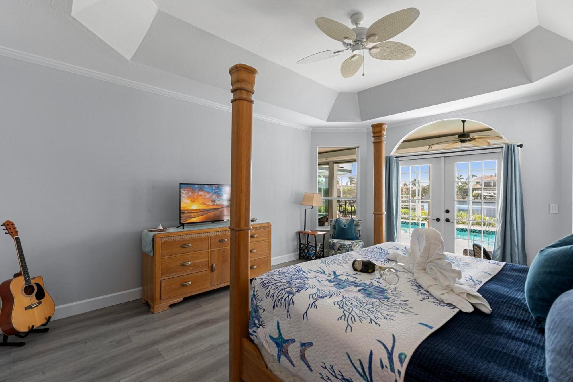 Holiday home New 2024 Renovation! Gorgeous Island Oasis With Sw Exposure On Marco Island