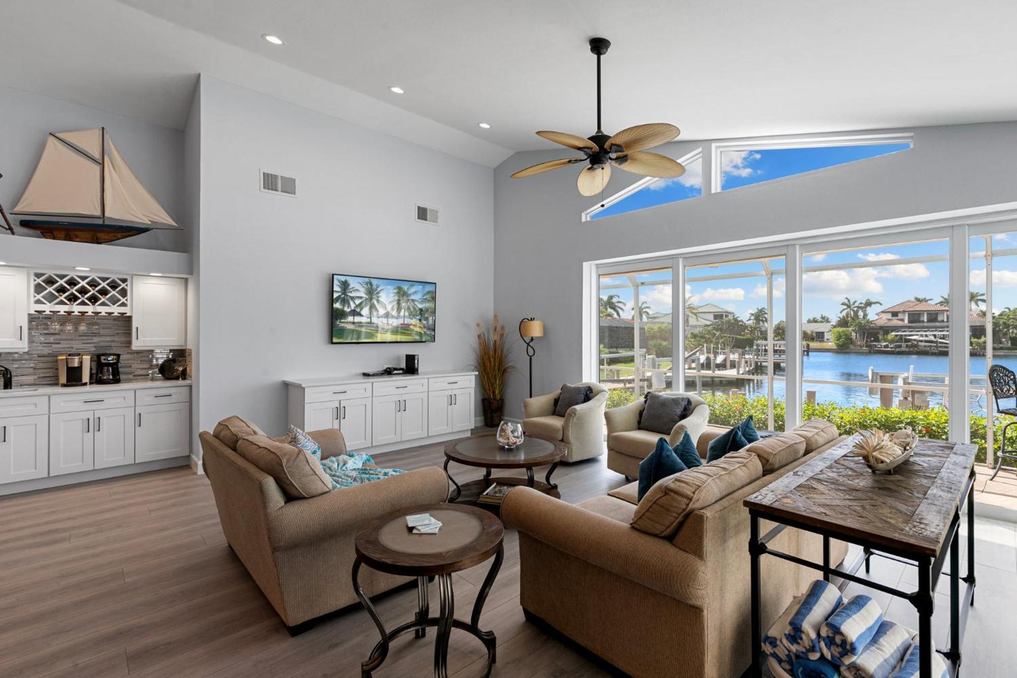 New 2024 Renovation! Gorgeous Island Oasis With Sw Exposure On Marco Island