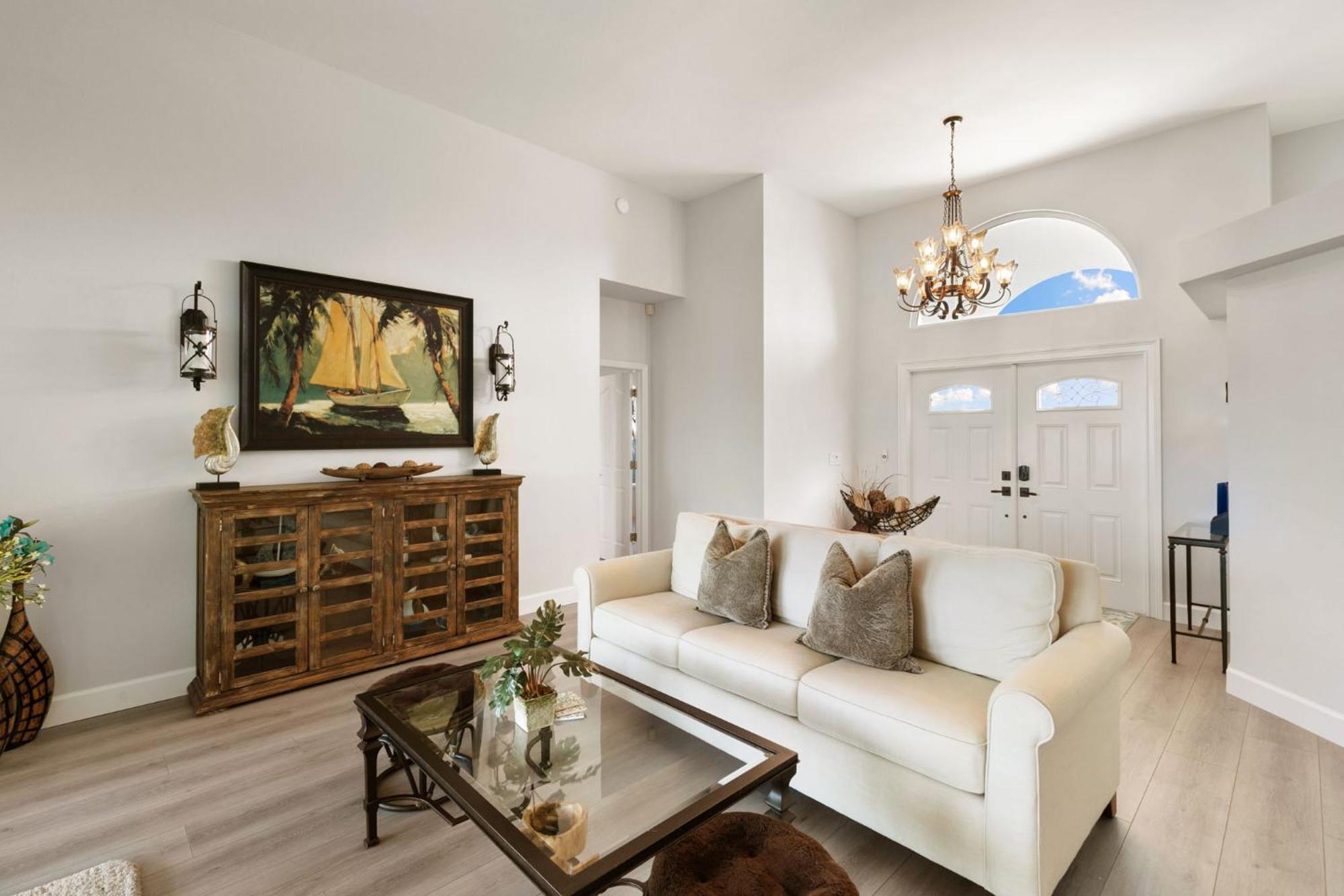 New 2024 Renovation! Gorgeous Island Oasis With Sw Exposure On Holiday home