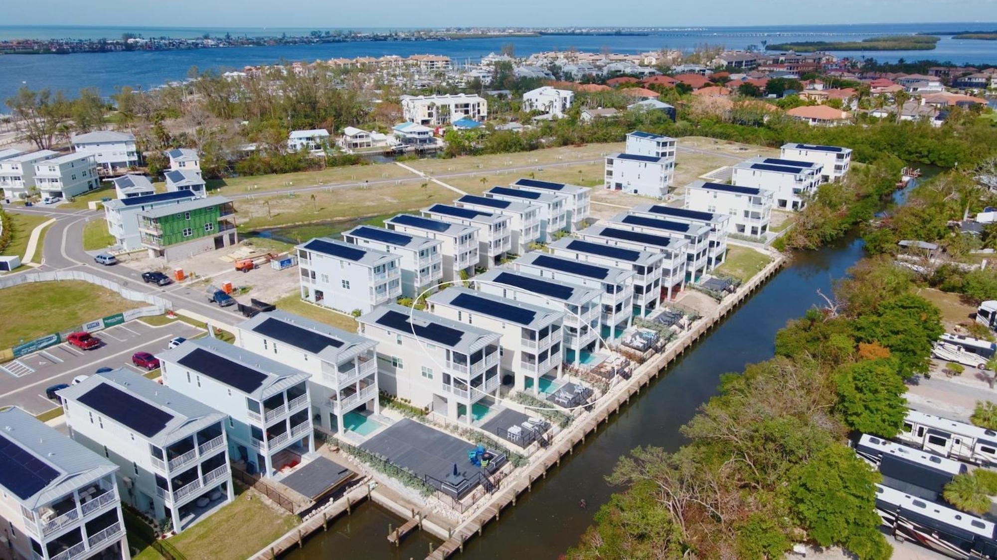 Coastal Escape At Hunter's Point *