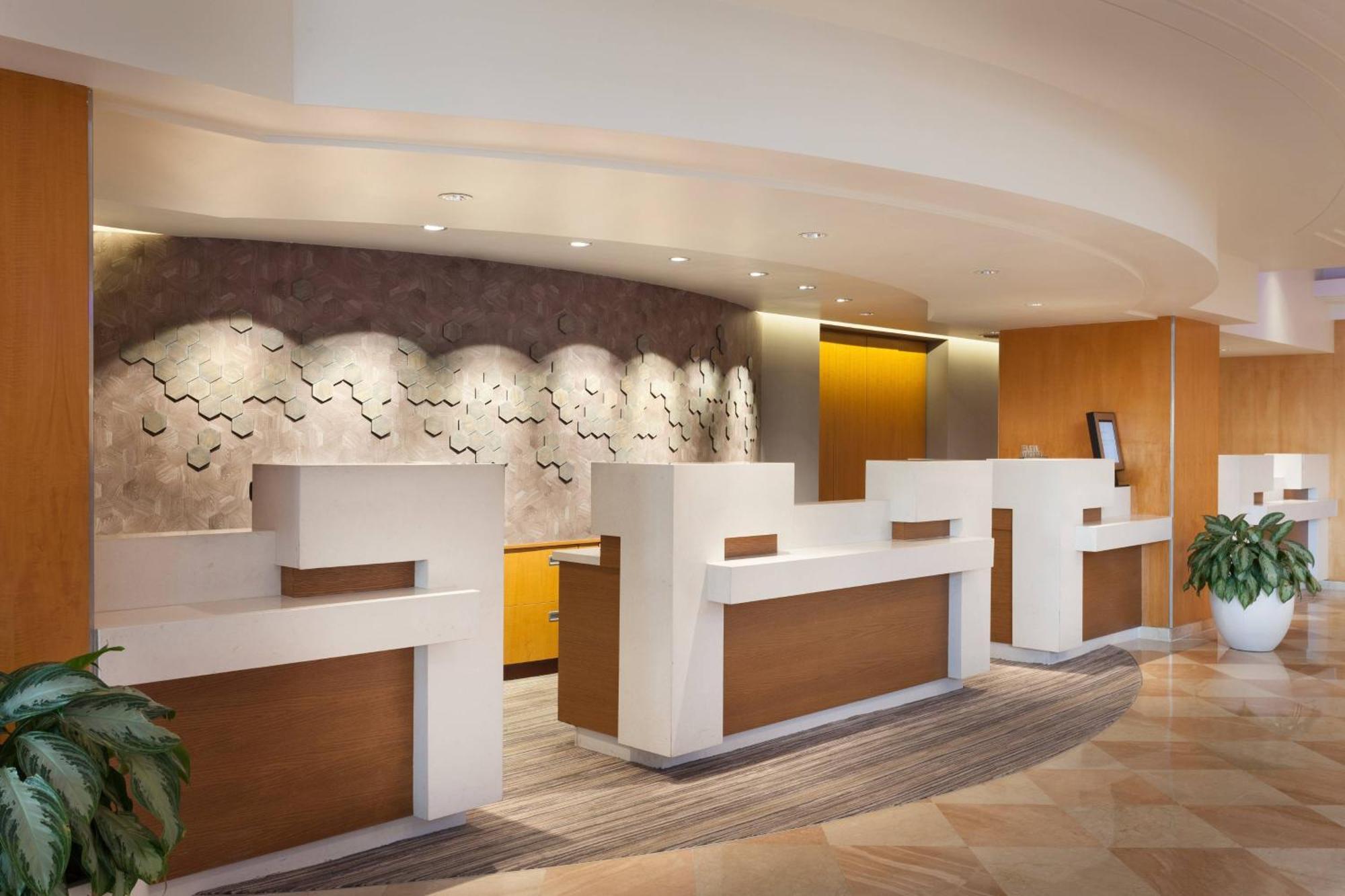 Resort Lauderdale Marriott Harbor & Fort Lauderdale