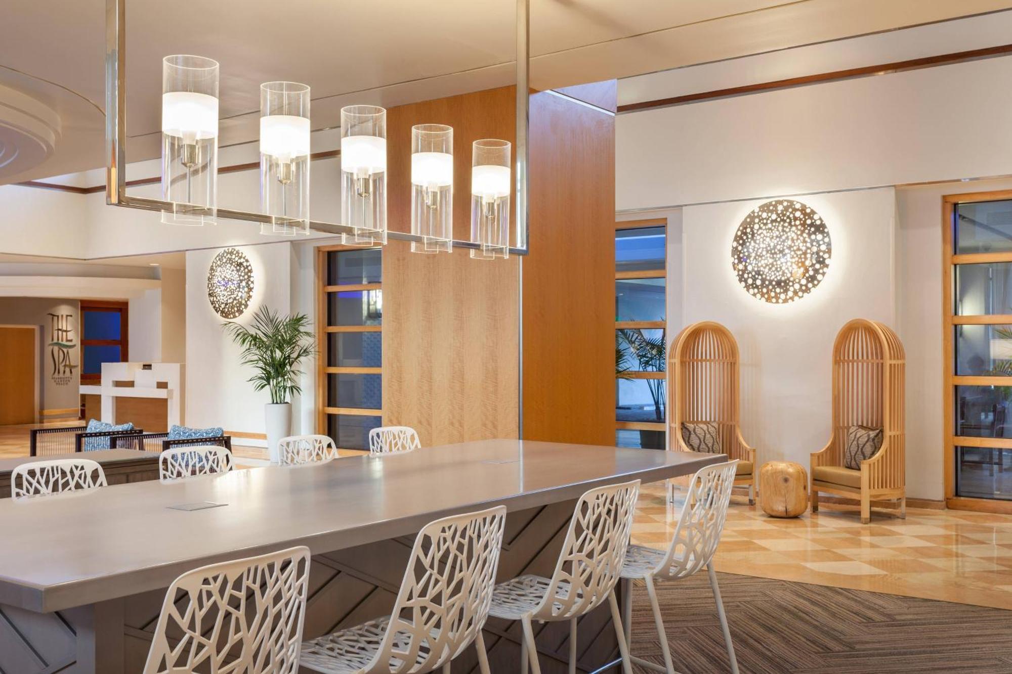 Lauderdale Marriott Harbor & Resort