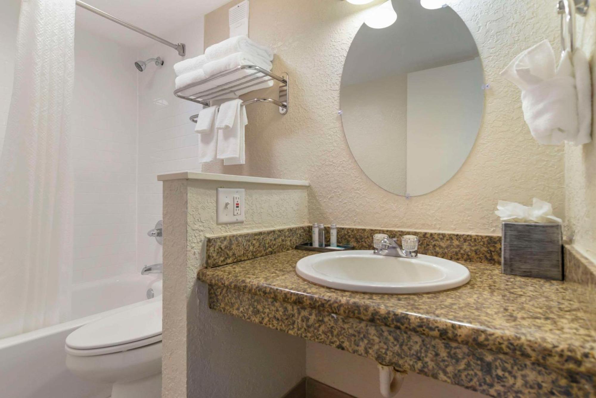 On Harbor, Ascend Collection Hotel 3*