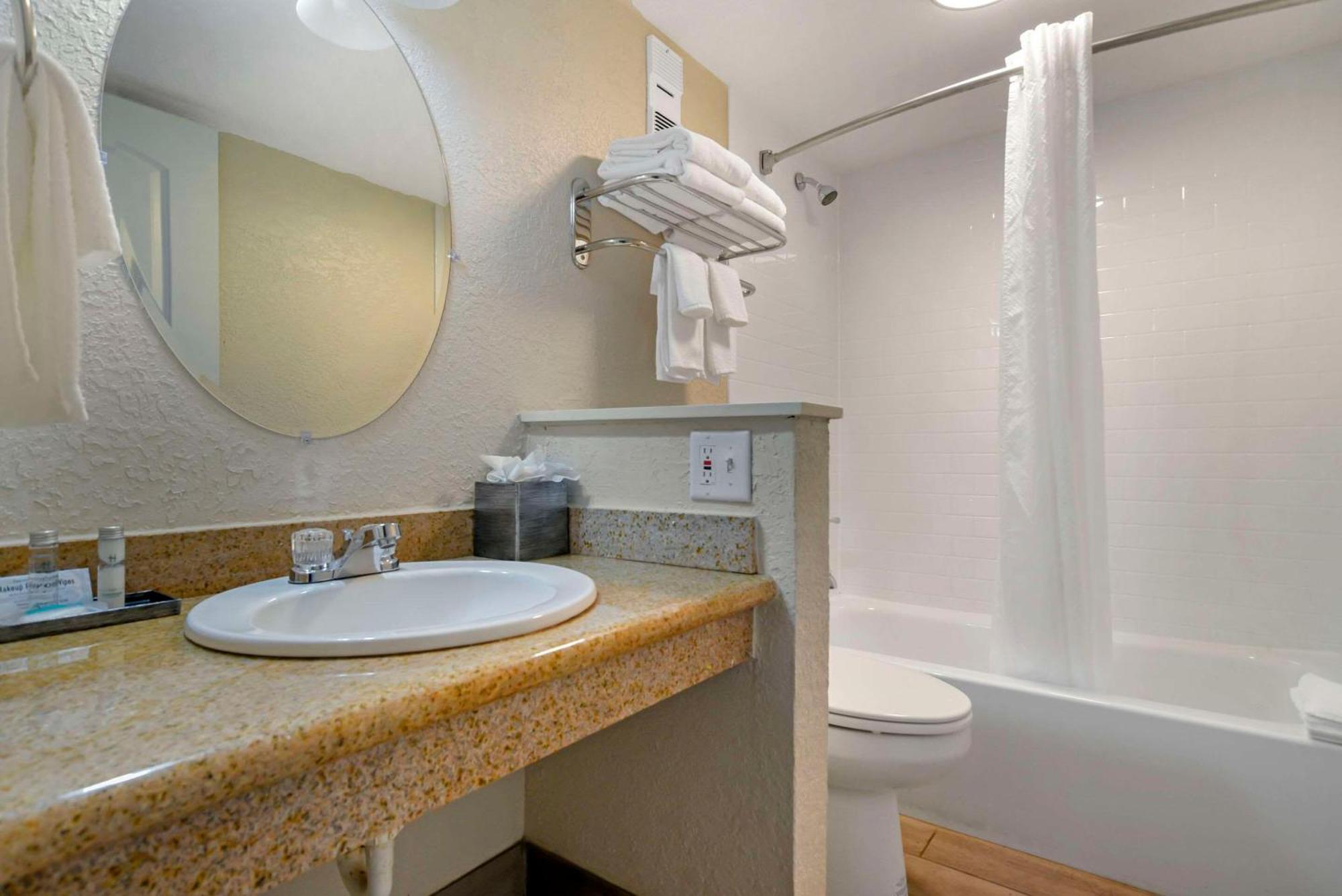 Hotel On Harbor, Ascend Collection