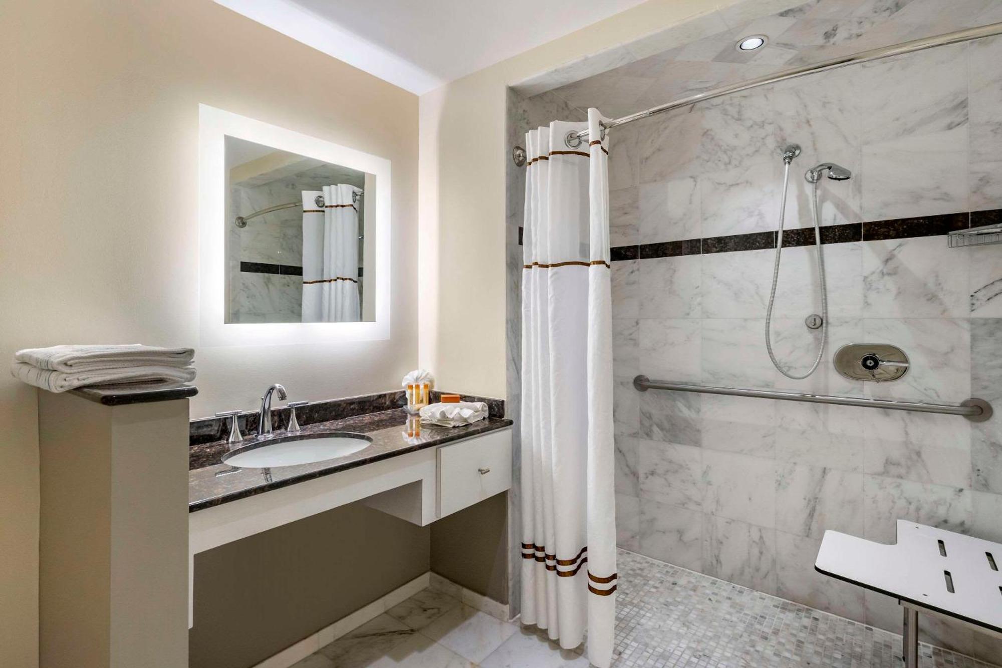 Wyvern Hotel, Ascend Collection Punta Gorda