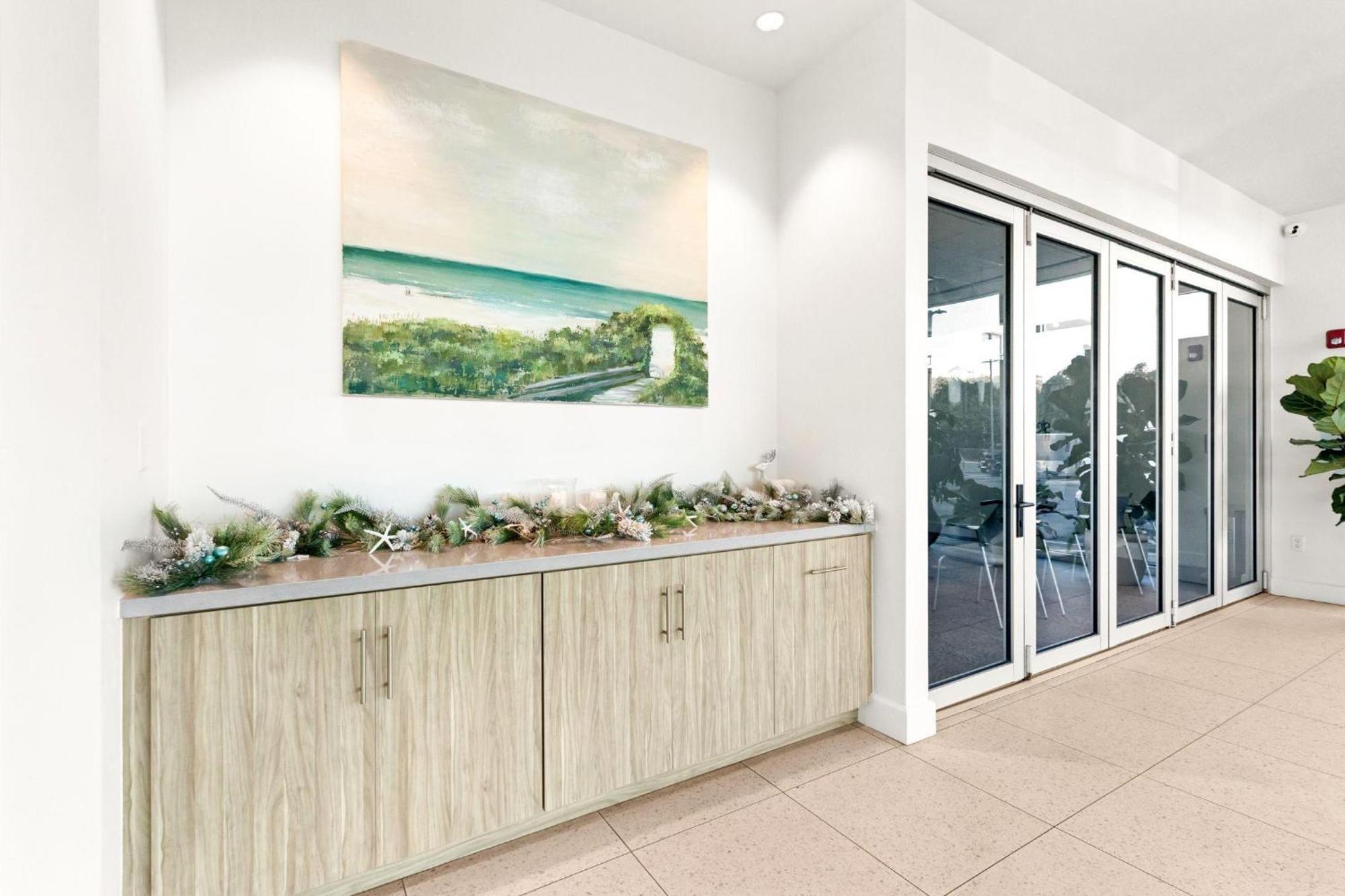 One Seagrove Place 1206 Holiday home