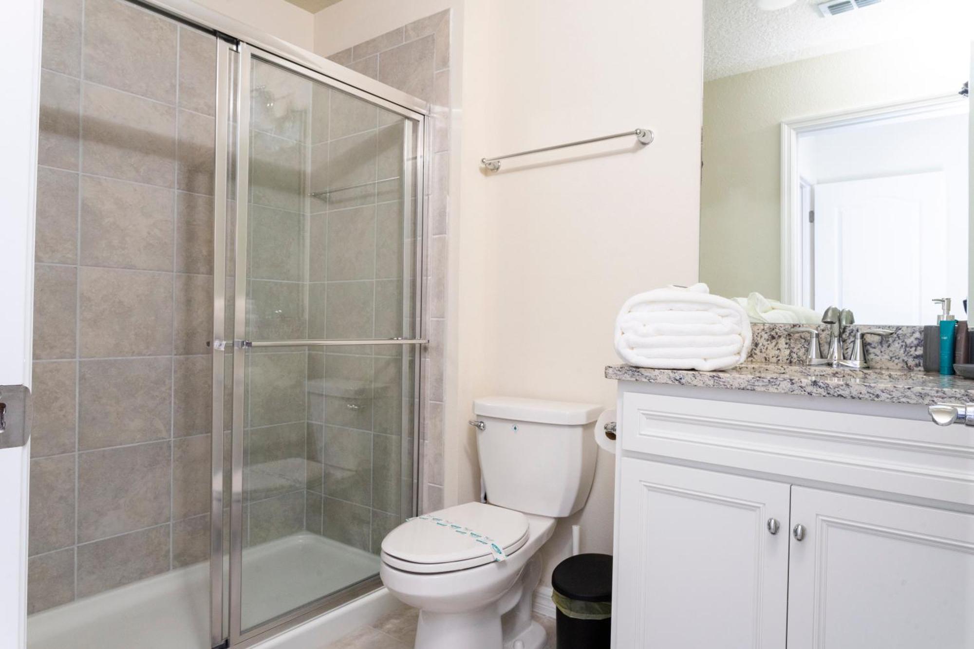 Holiday home Modern Townhome 5 Beds 3 Kings Private Pool *