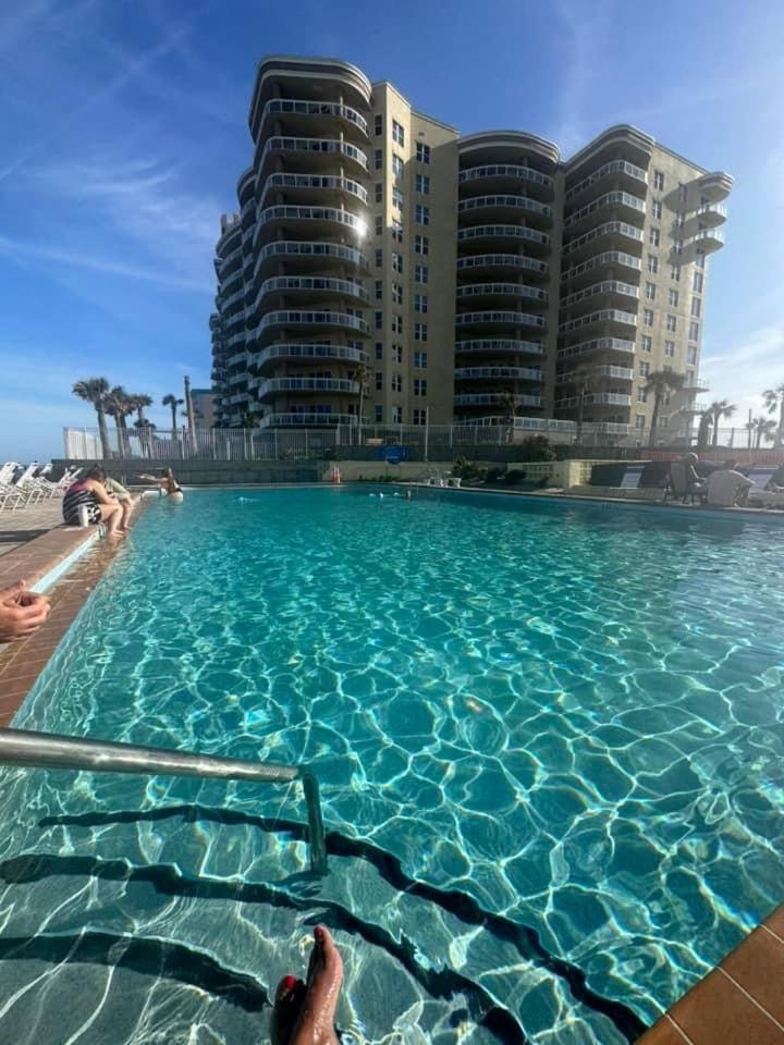 Aparthotel Single Or Double Oceanfront Pool & Tiki Daytona Beach Shores