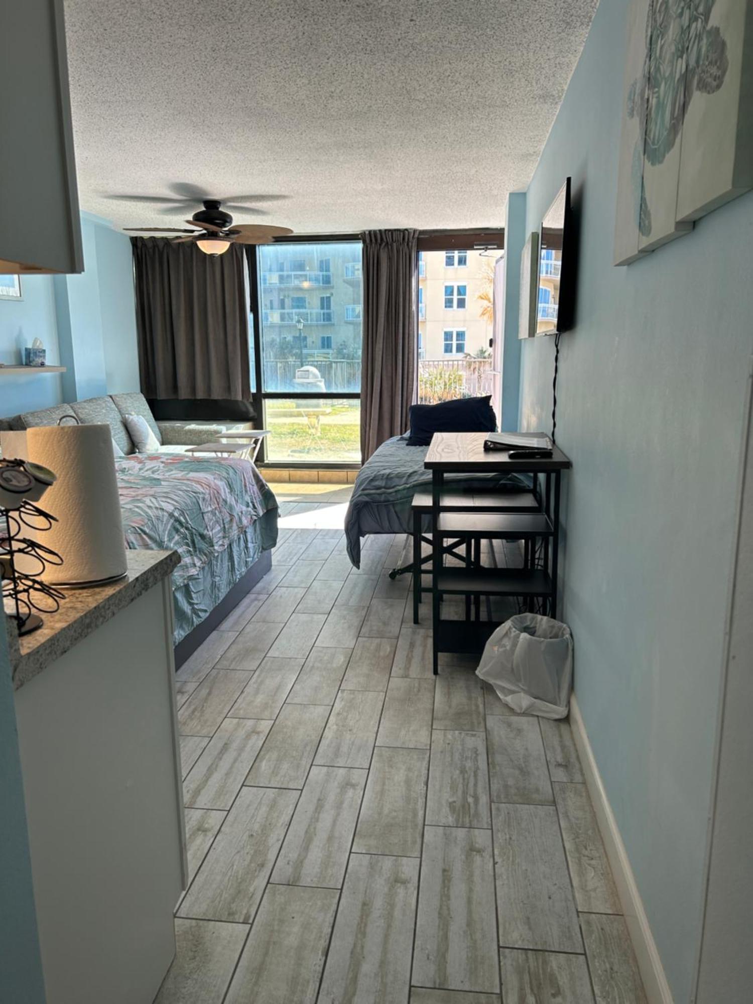 Single Or Double Oceanfront Pool & Tiki * Daytona Beach Shores