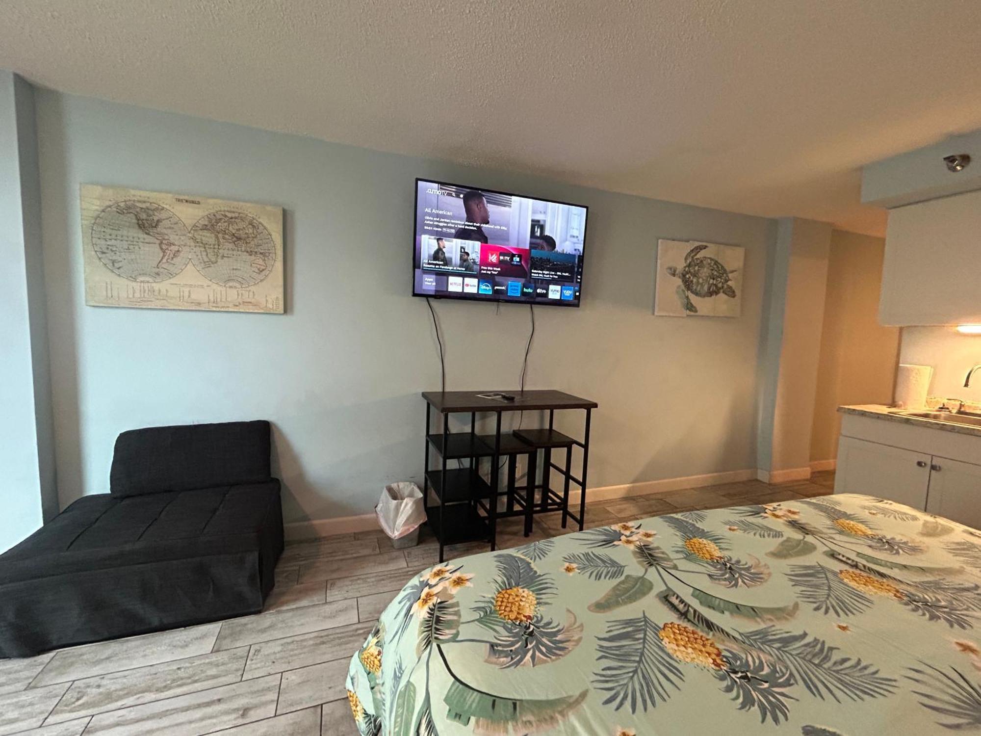 Aparthotel Single Or Double Oceanfront Pool & Tiki *