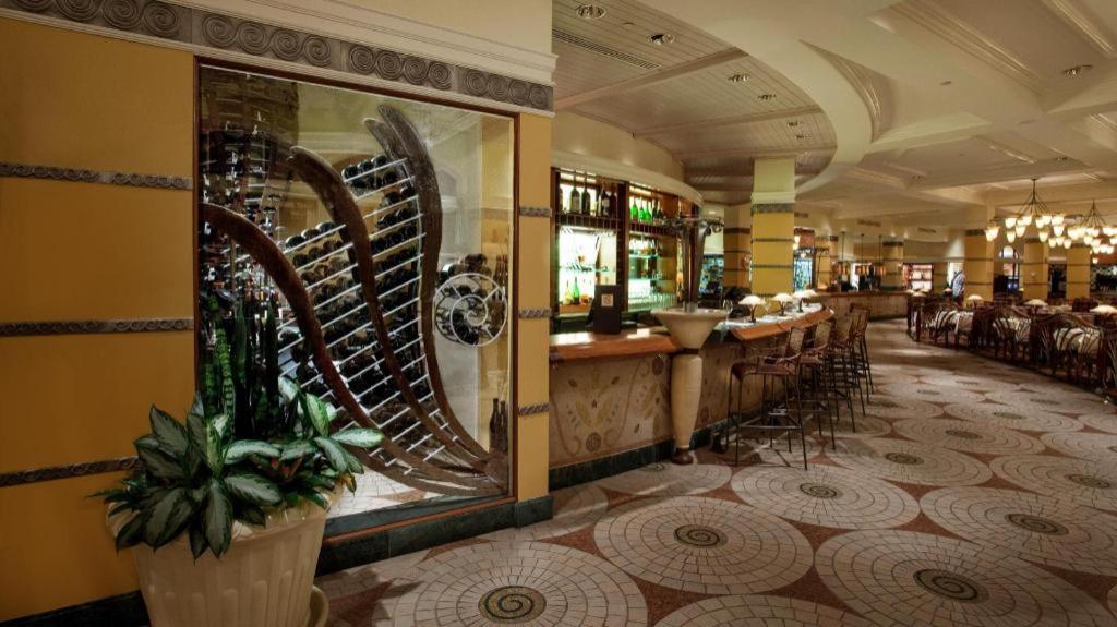 Resort Disney's Grand Floridian And 4*