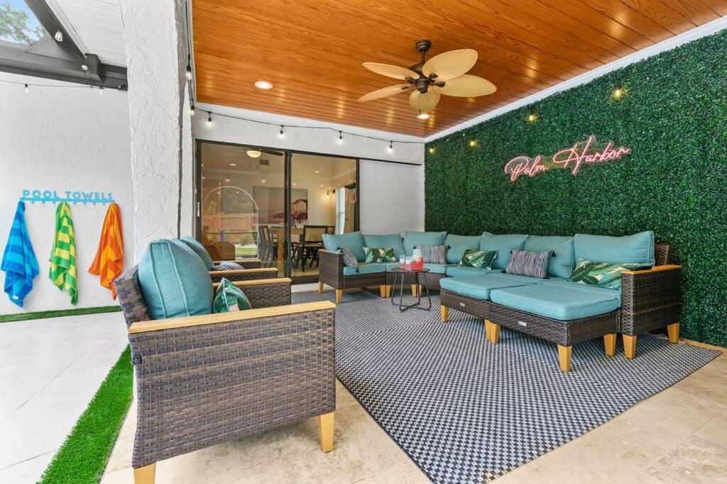 Backyard Games, Fire Pit, Heated Pool, Near Ozona