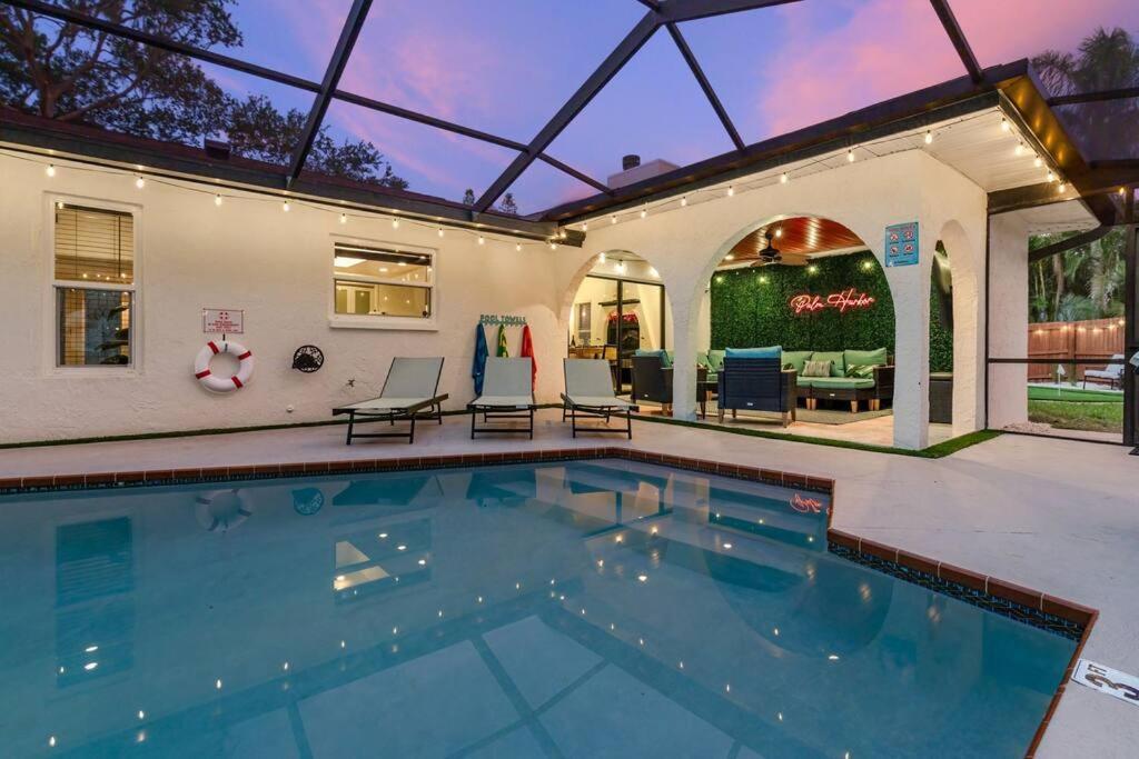 Backyard Games, Fire Pit, Heated Pool, Near Holiday home Ozona