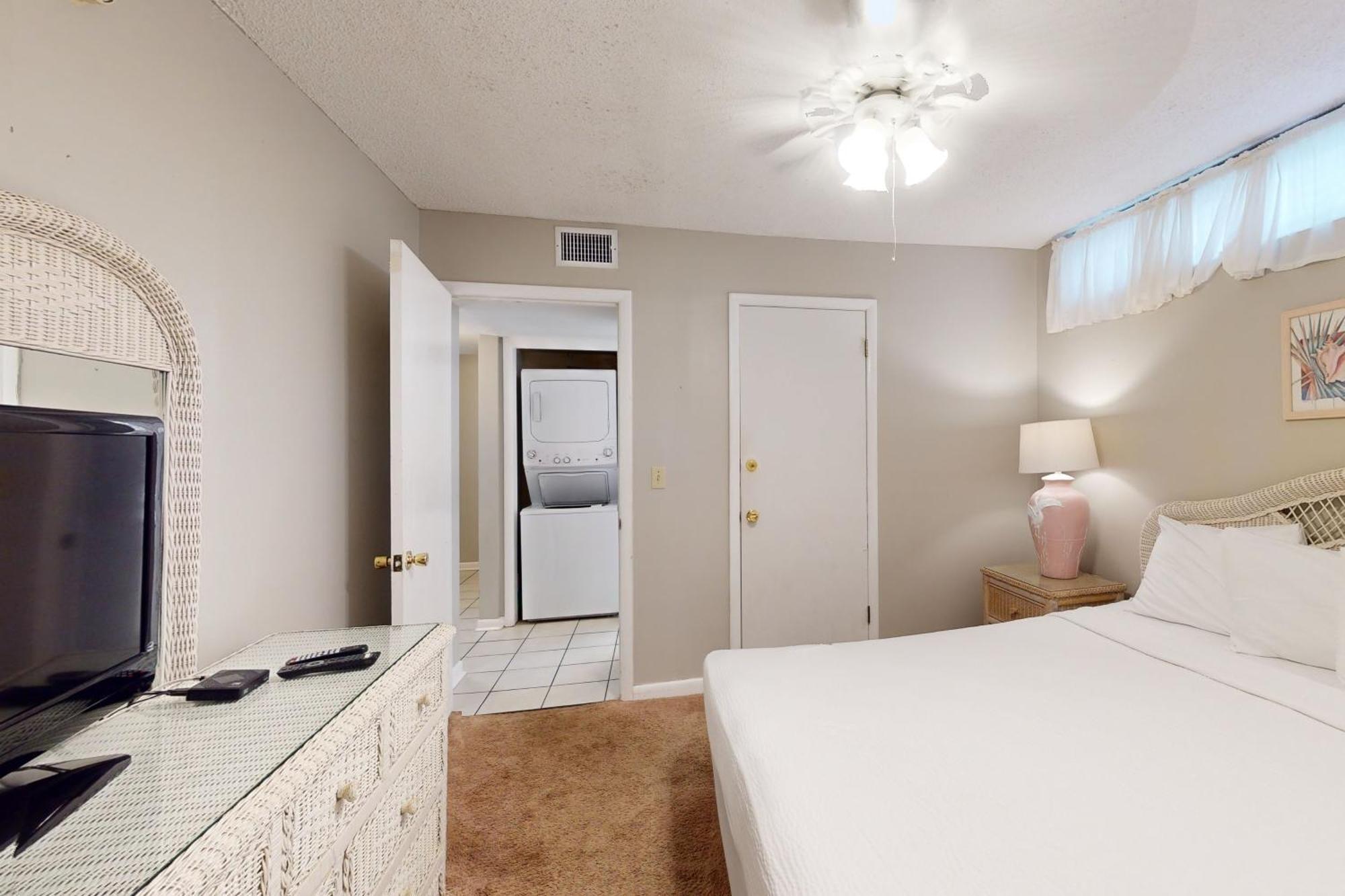 Gulf Gate 402 Apartment