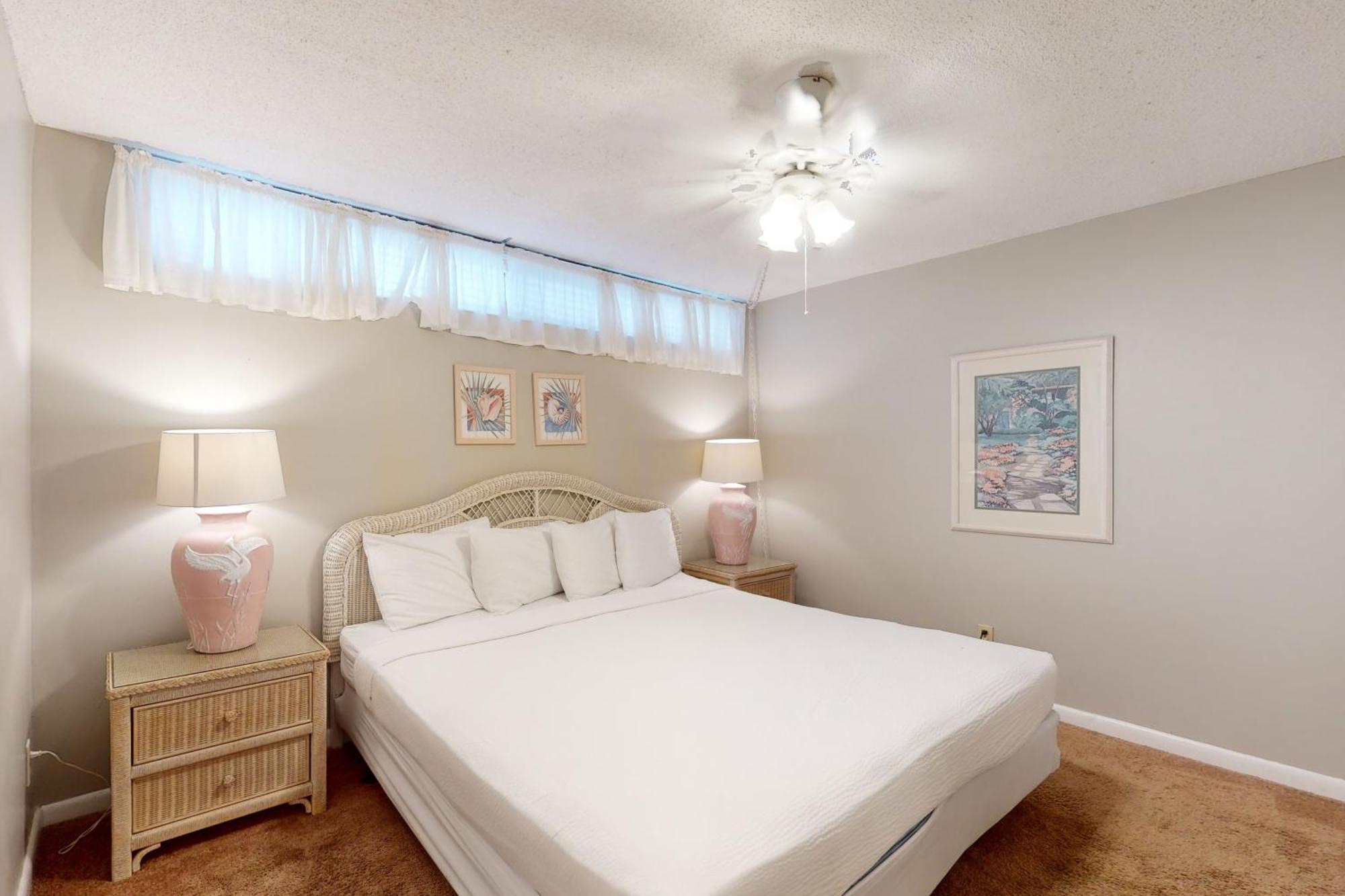 Gulf Gate 402