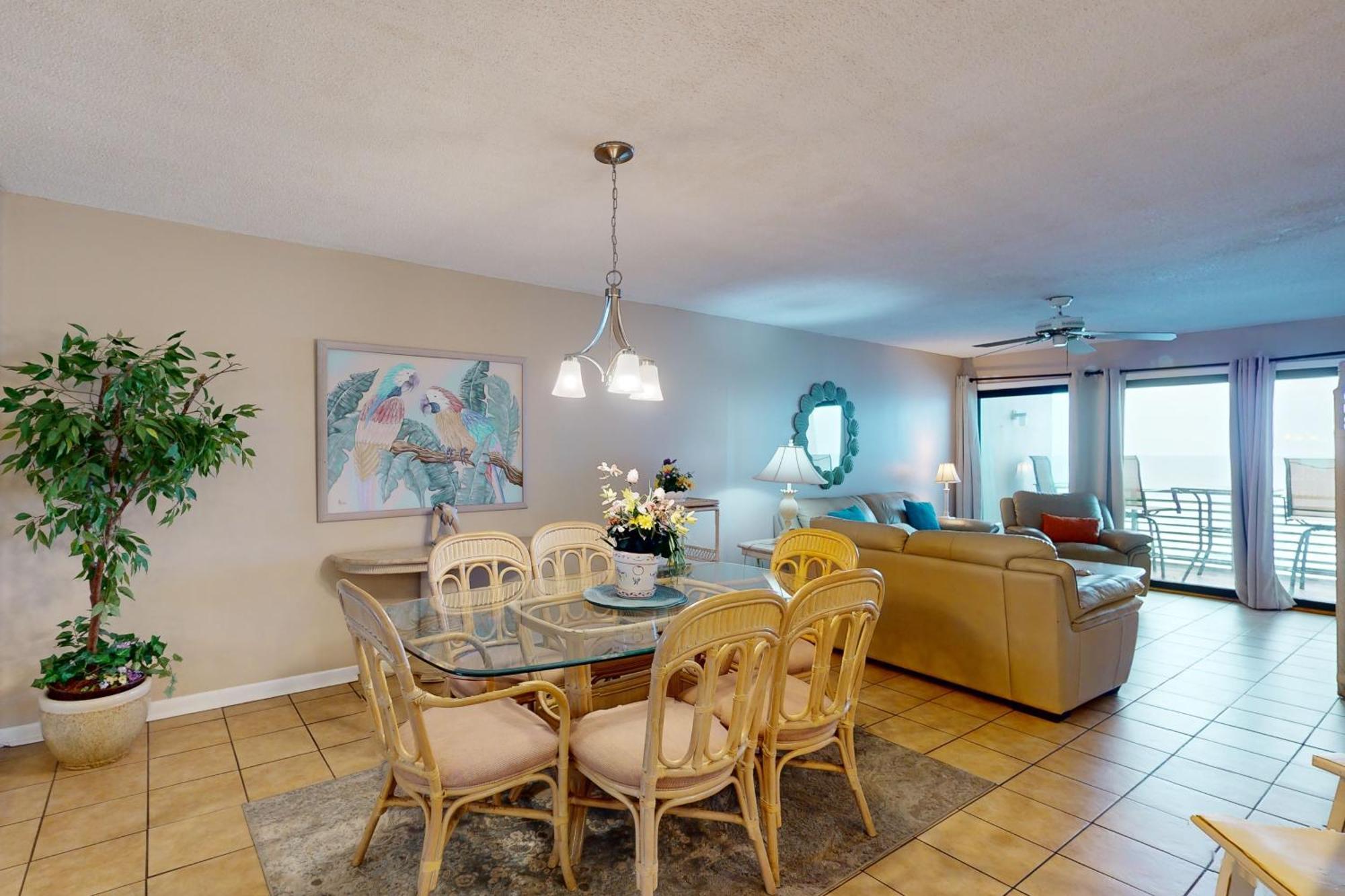 Apartment Gulf Gate 402