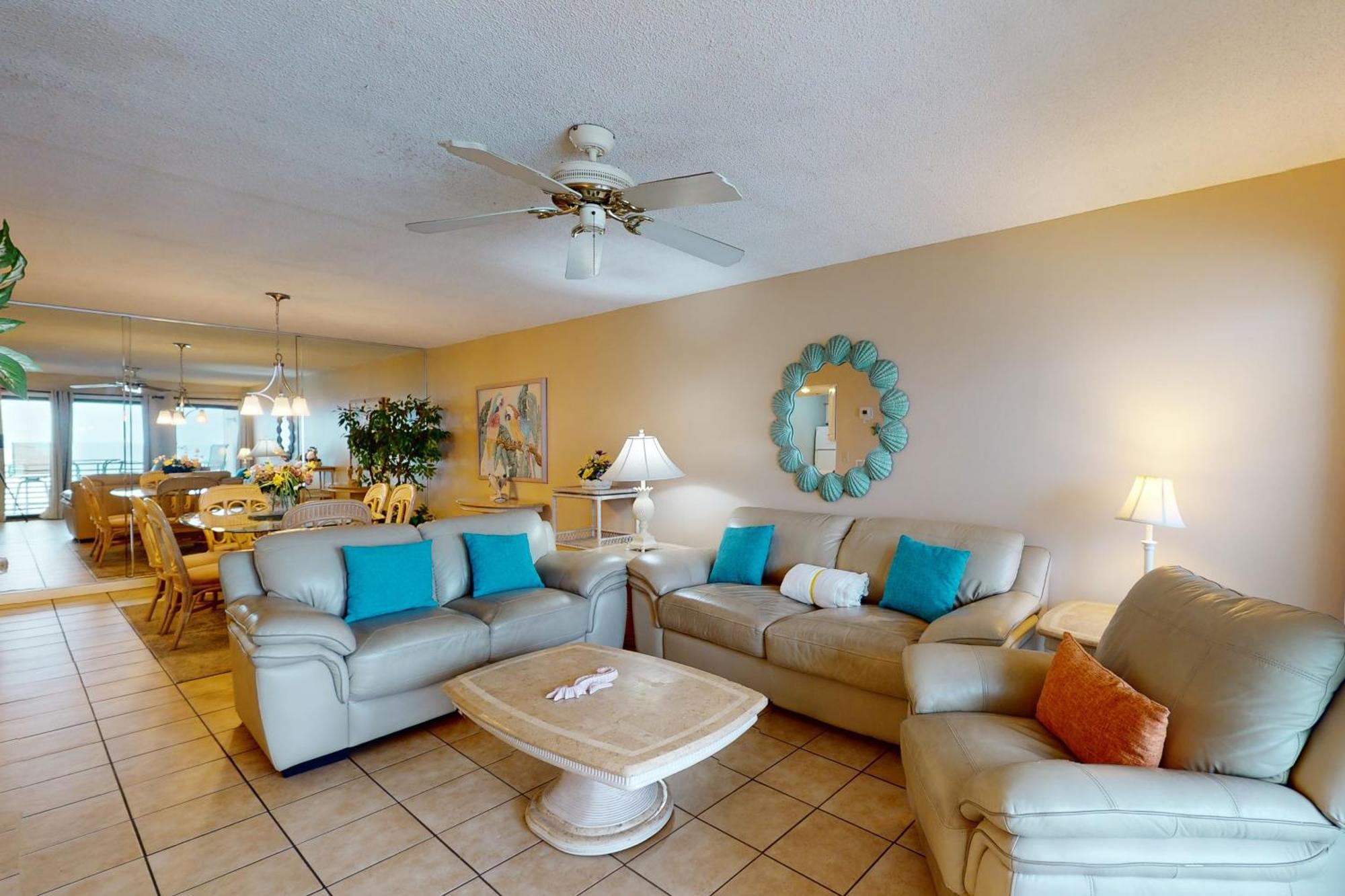 Apartment Gulf Gate 402