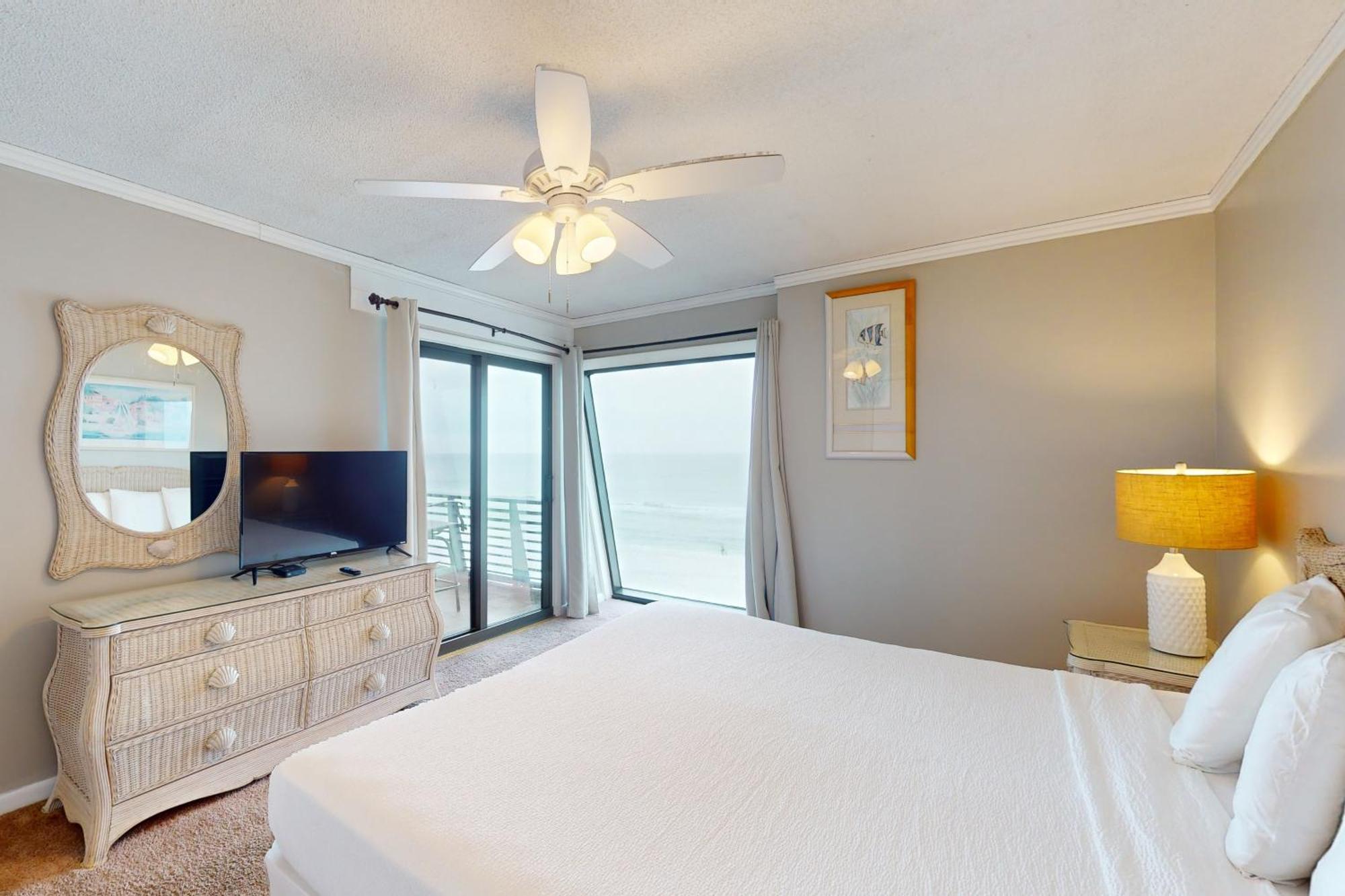 Apartment Gulf Gate 402 *