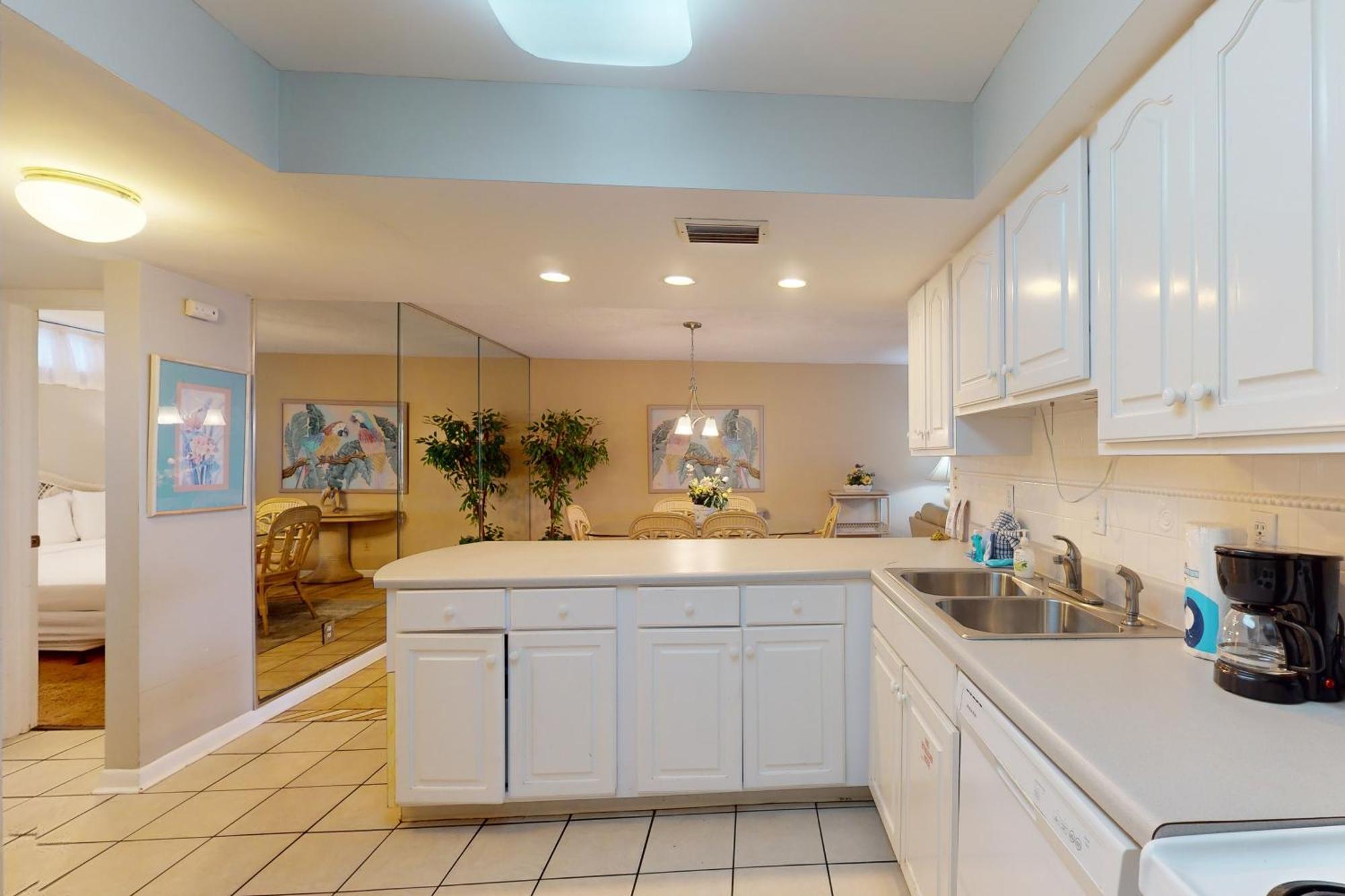Apartment Gulf Gate 402
