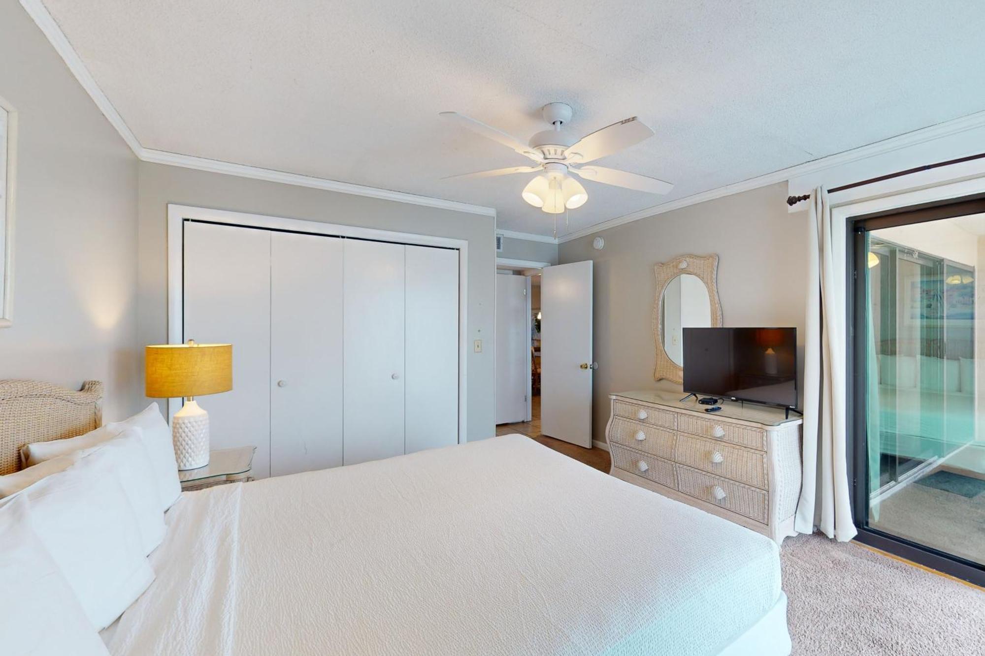 Apartment Gulf Gate 402 *