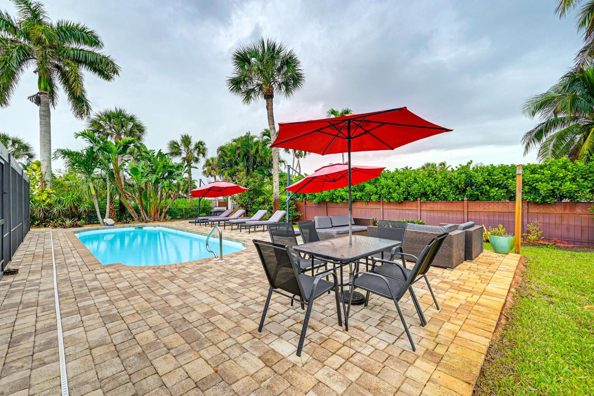 With Outdoor Kitchen And Private Pool! * Naples
