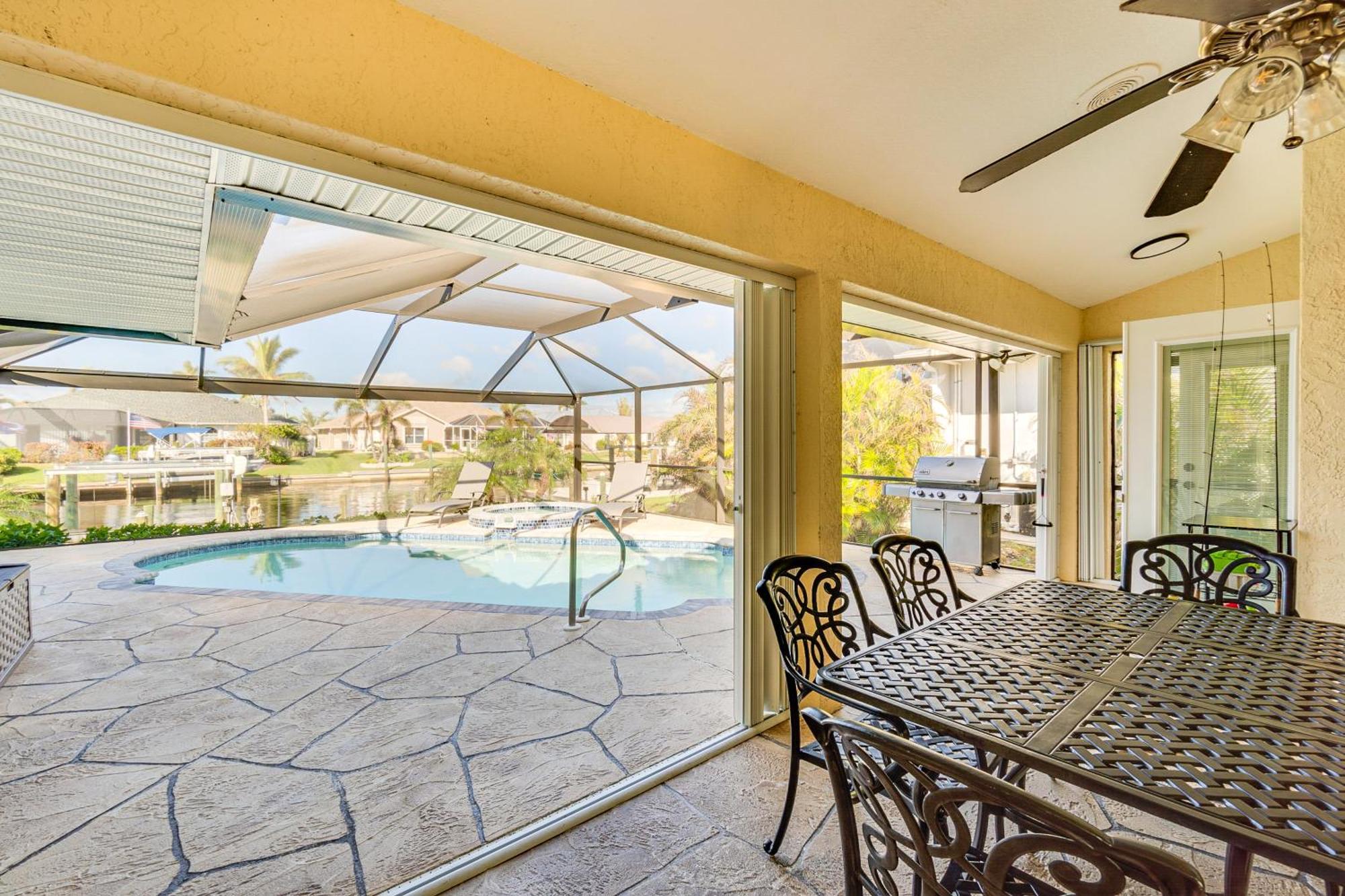 Luxe Waterfront Oasis With Dock, Heated Pool And Spa! *