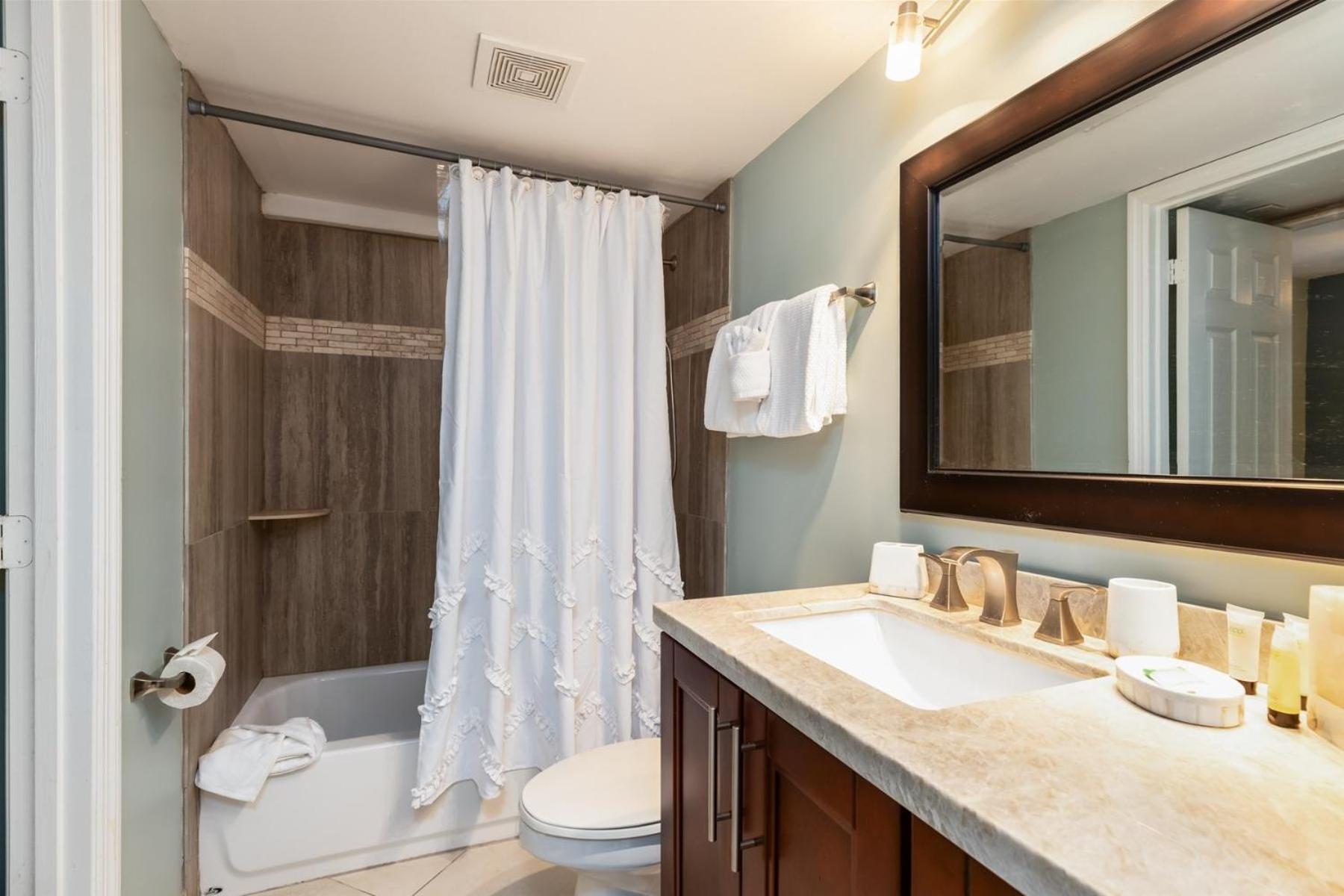 Apartment 2402 Ocean Pointe Tavernier