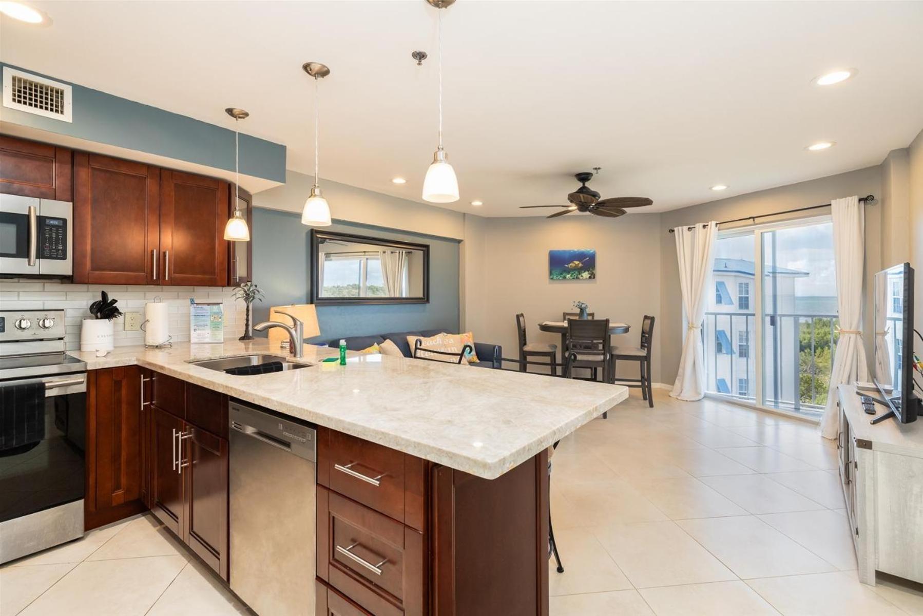 2402 Ocean Pointe