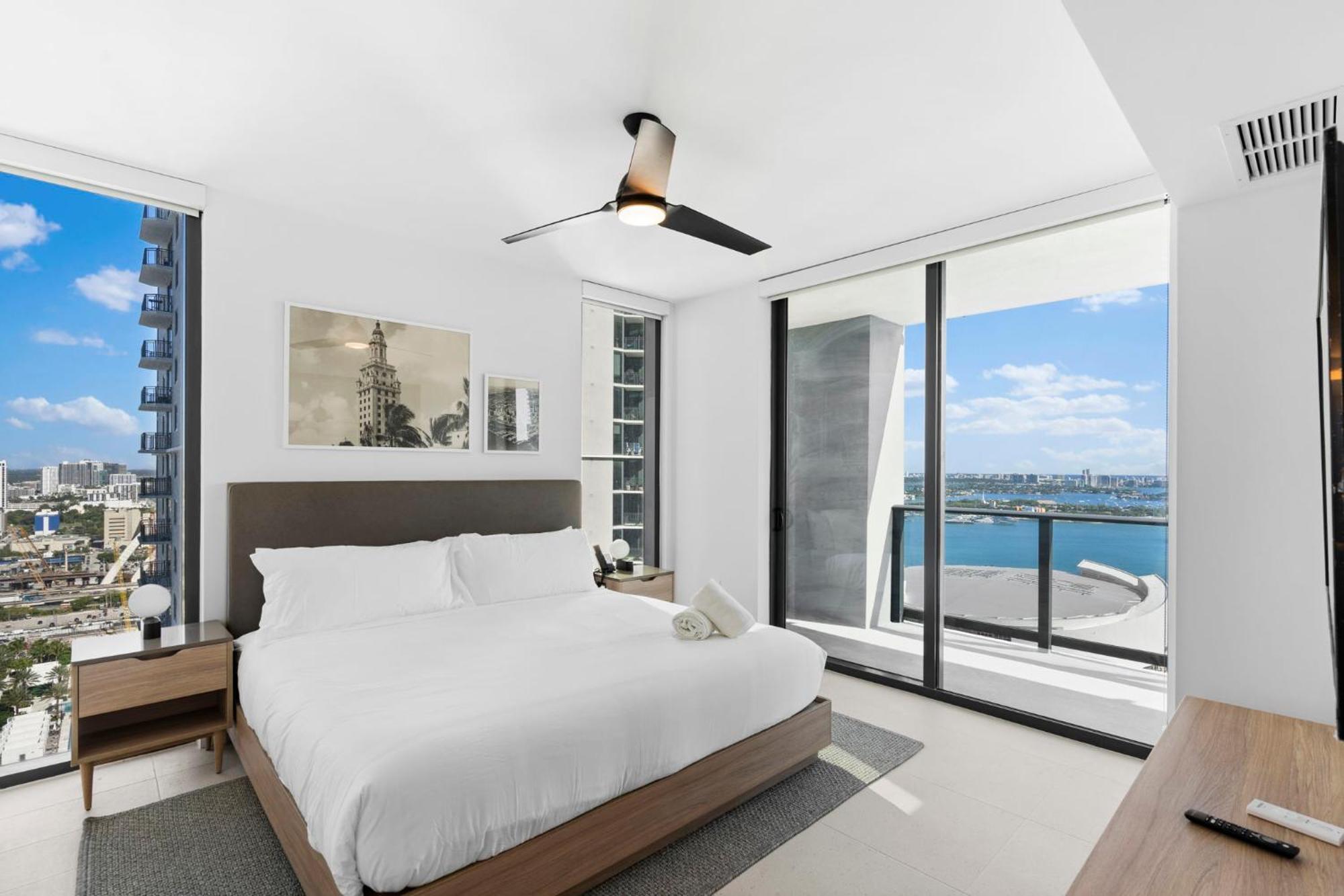 Apartment Exclusive W 3br And Stunning Sea Views!