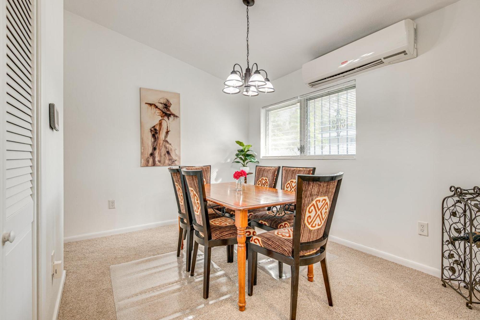 12 Mi To With Outdoor Dining In Cocoa! Holiday home Cocoa